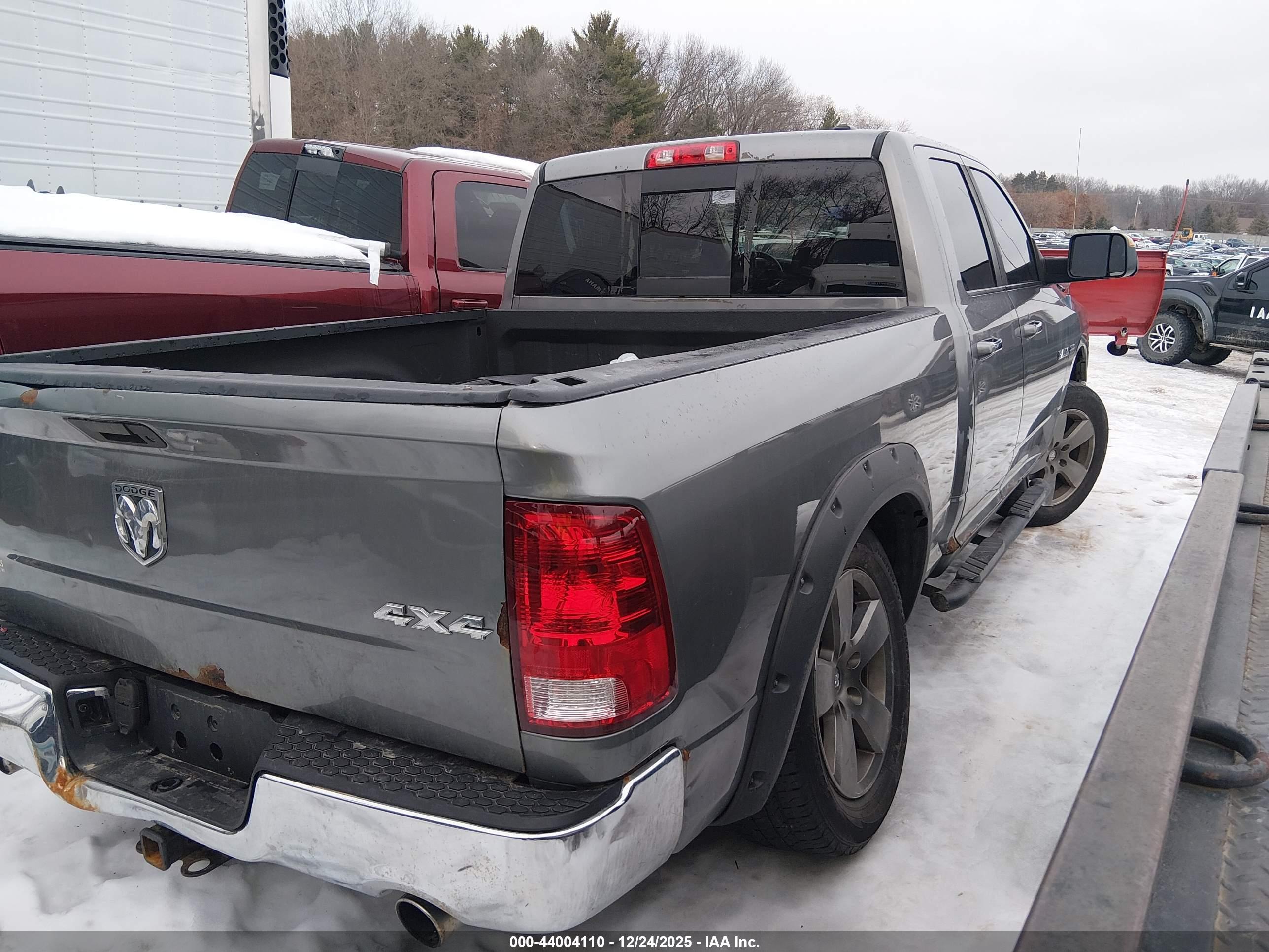 DODGE RAM image 4