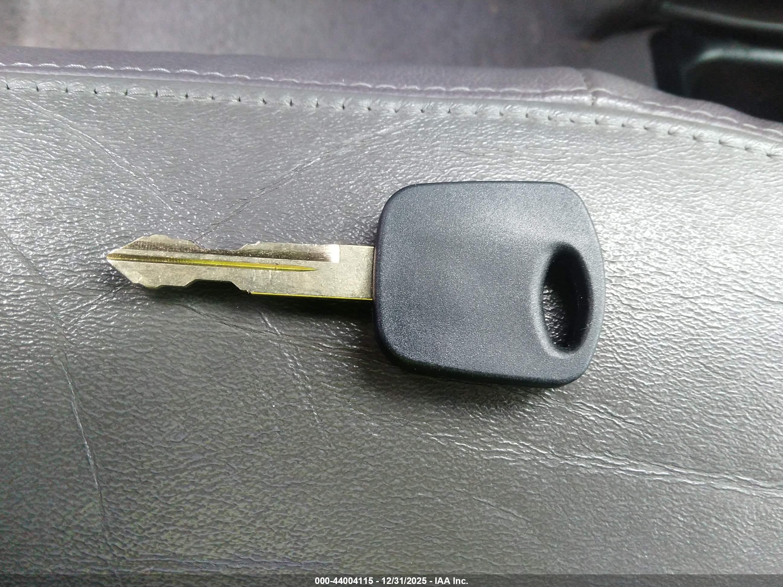 FORD ESCAPE image 11
