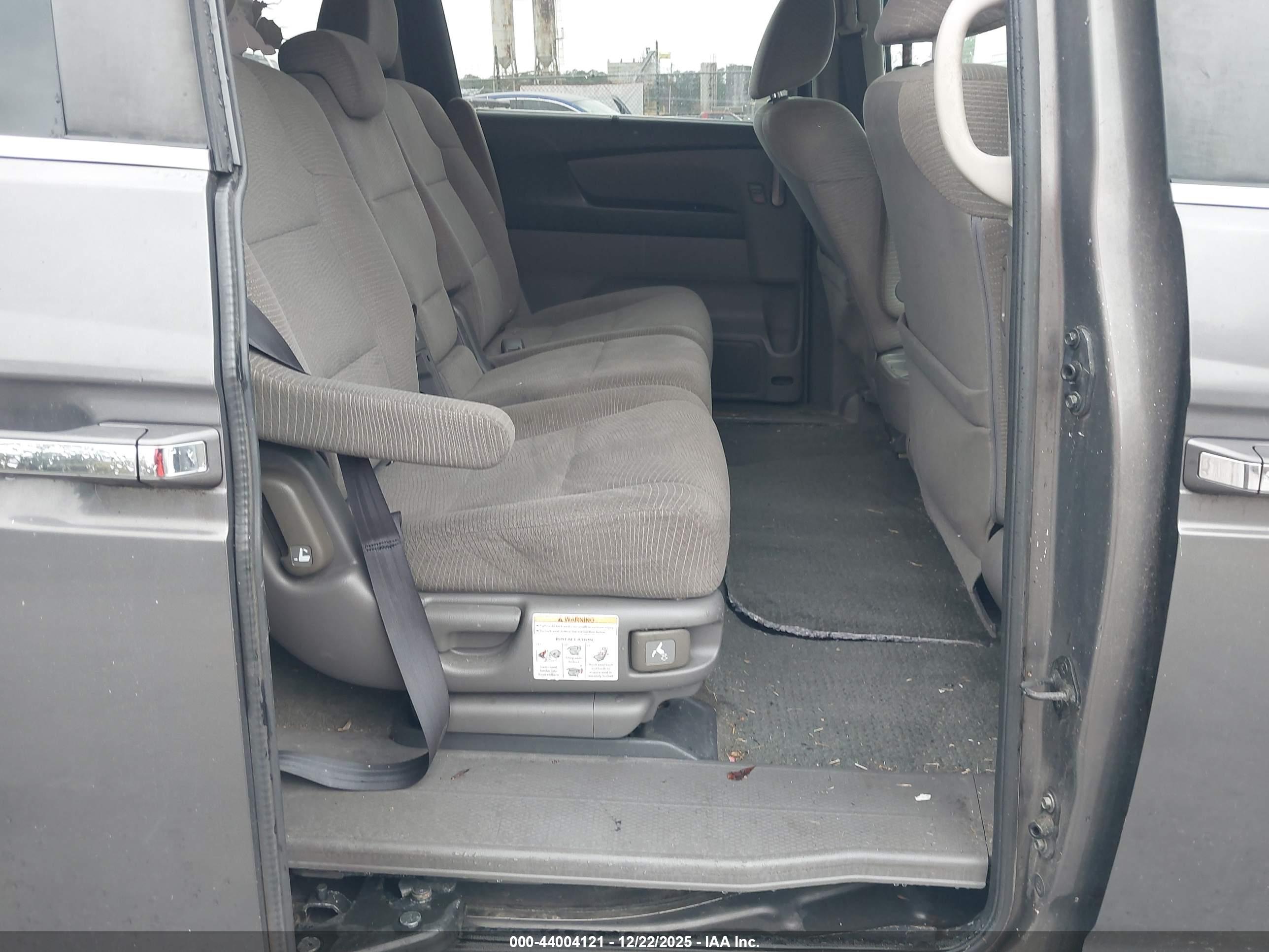 HONDA ODYSSEY image 8