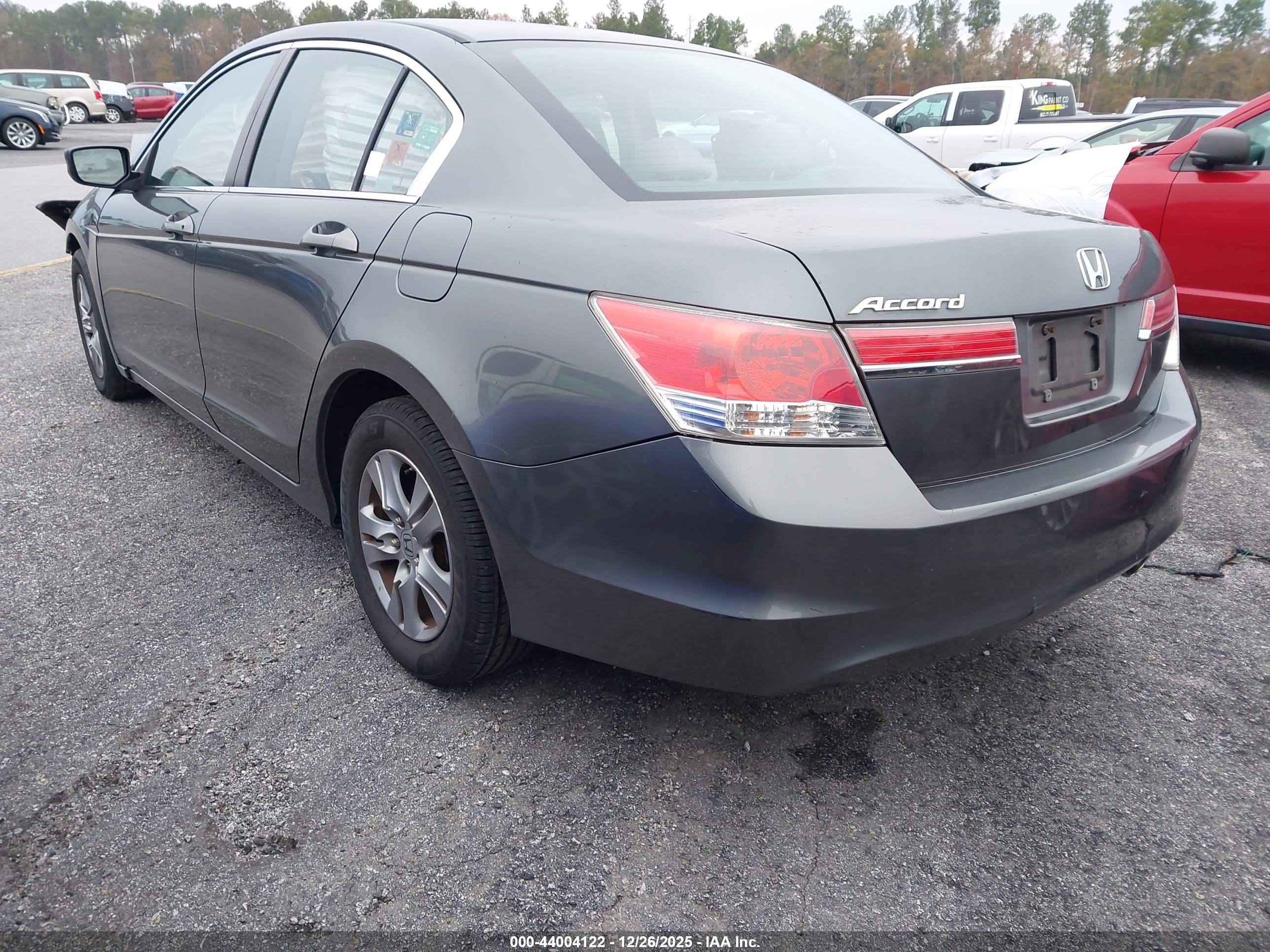 HONDA ACCORD image 3