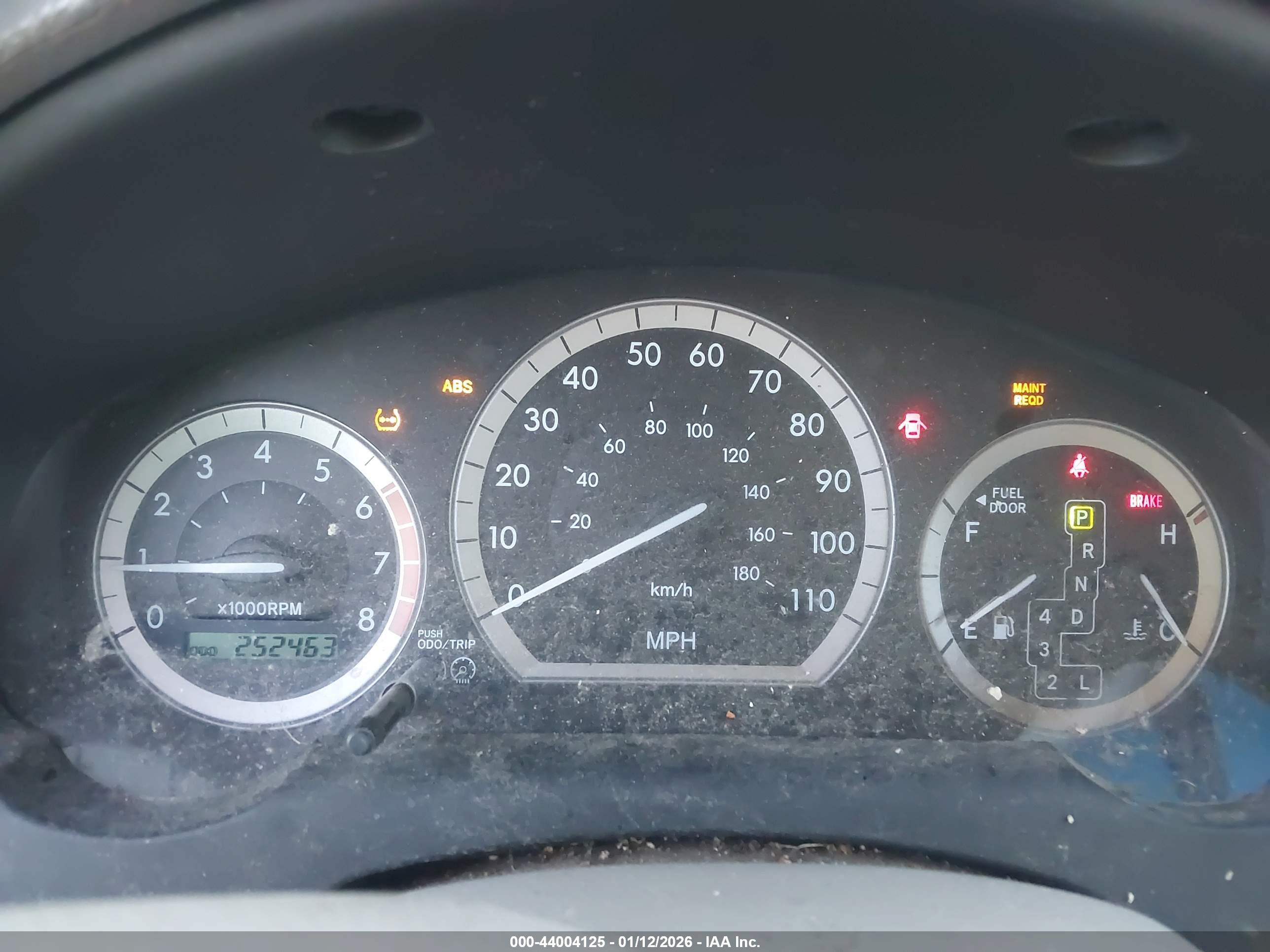 TOYOTA SIENNA image 7