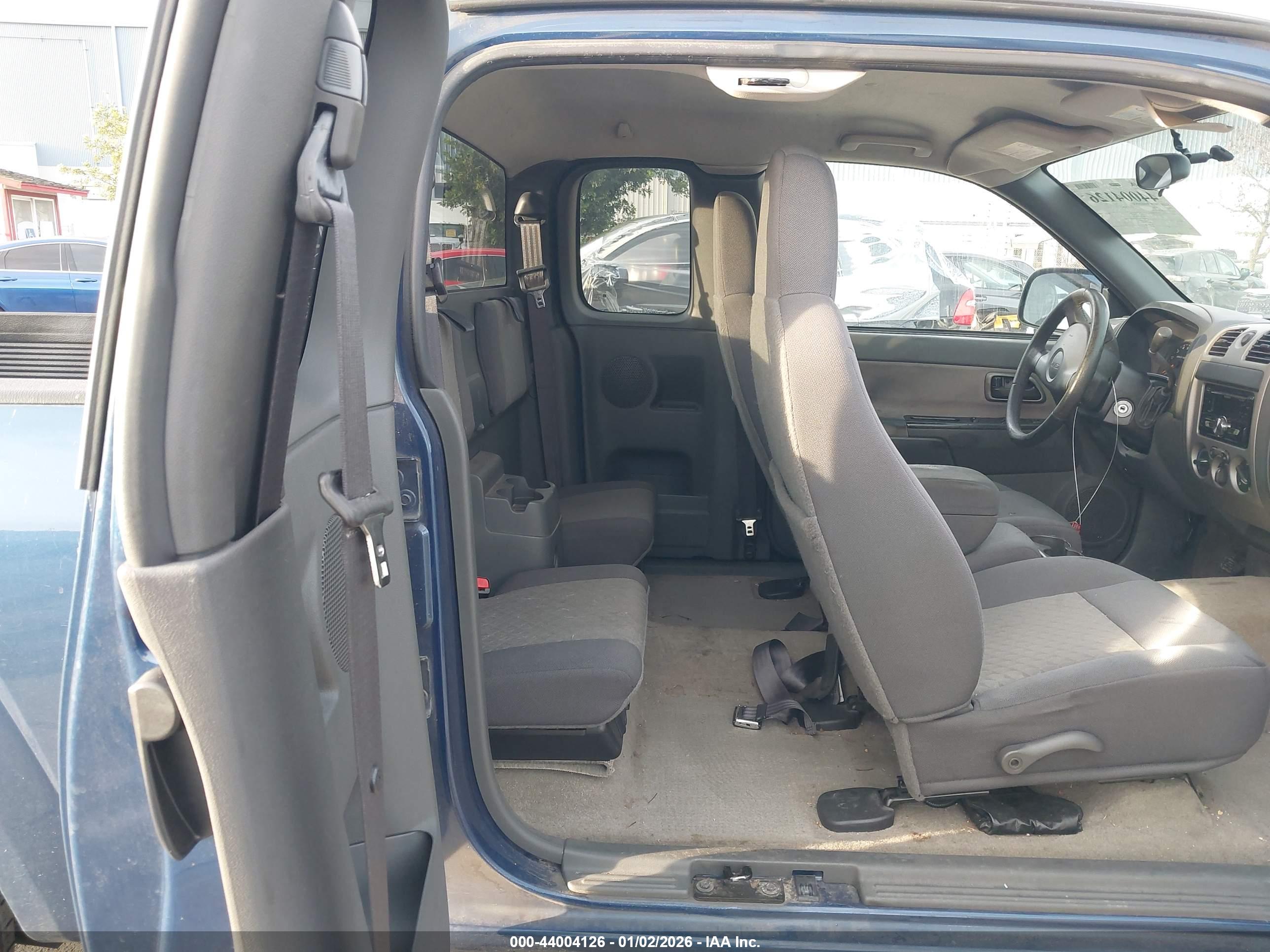 GMC CANYON image 8