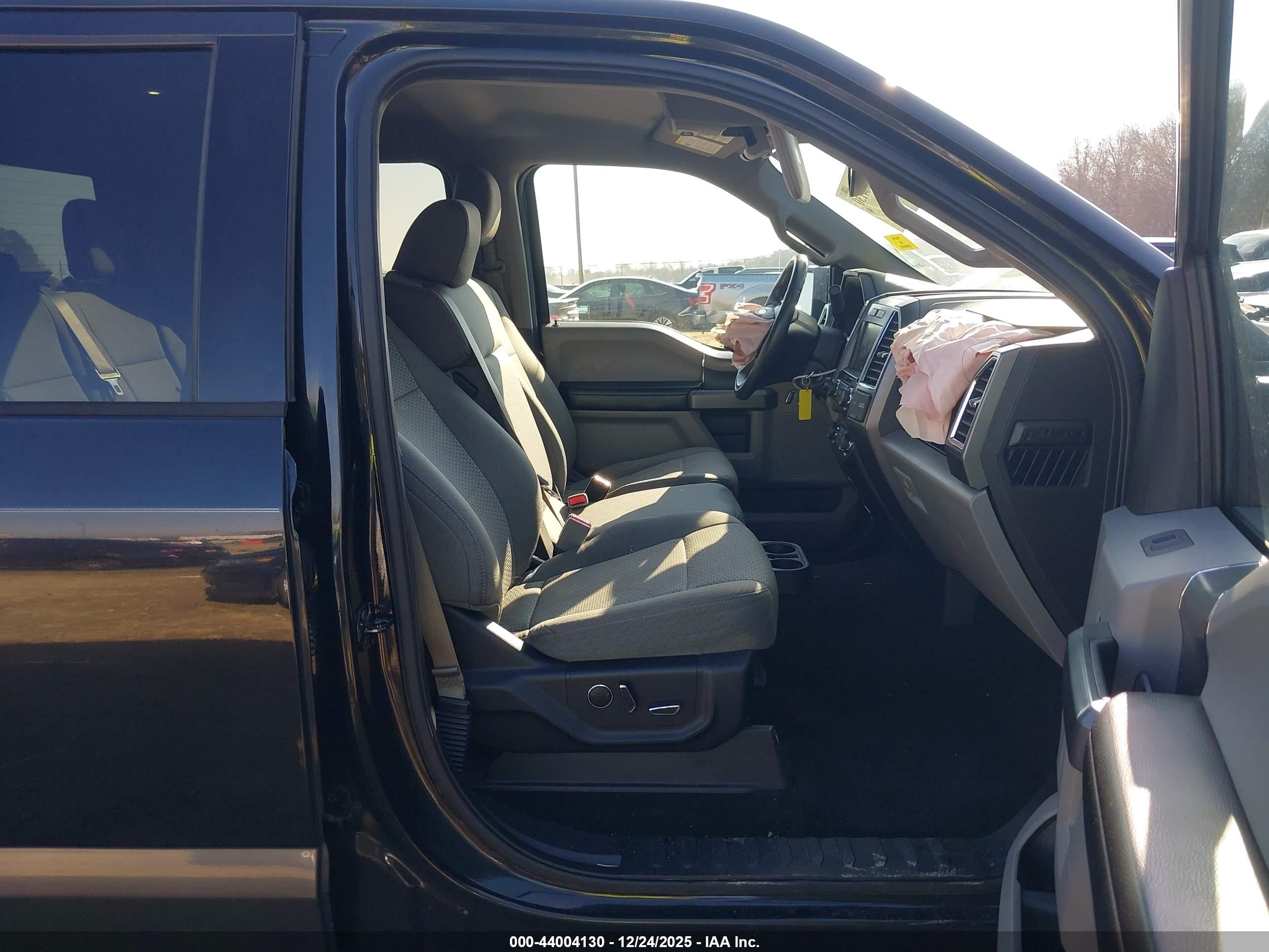 FORD F-150 image 5