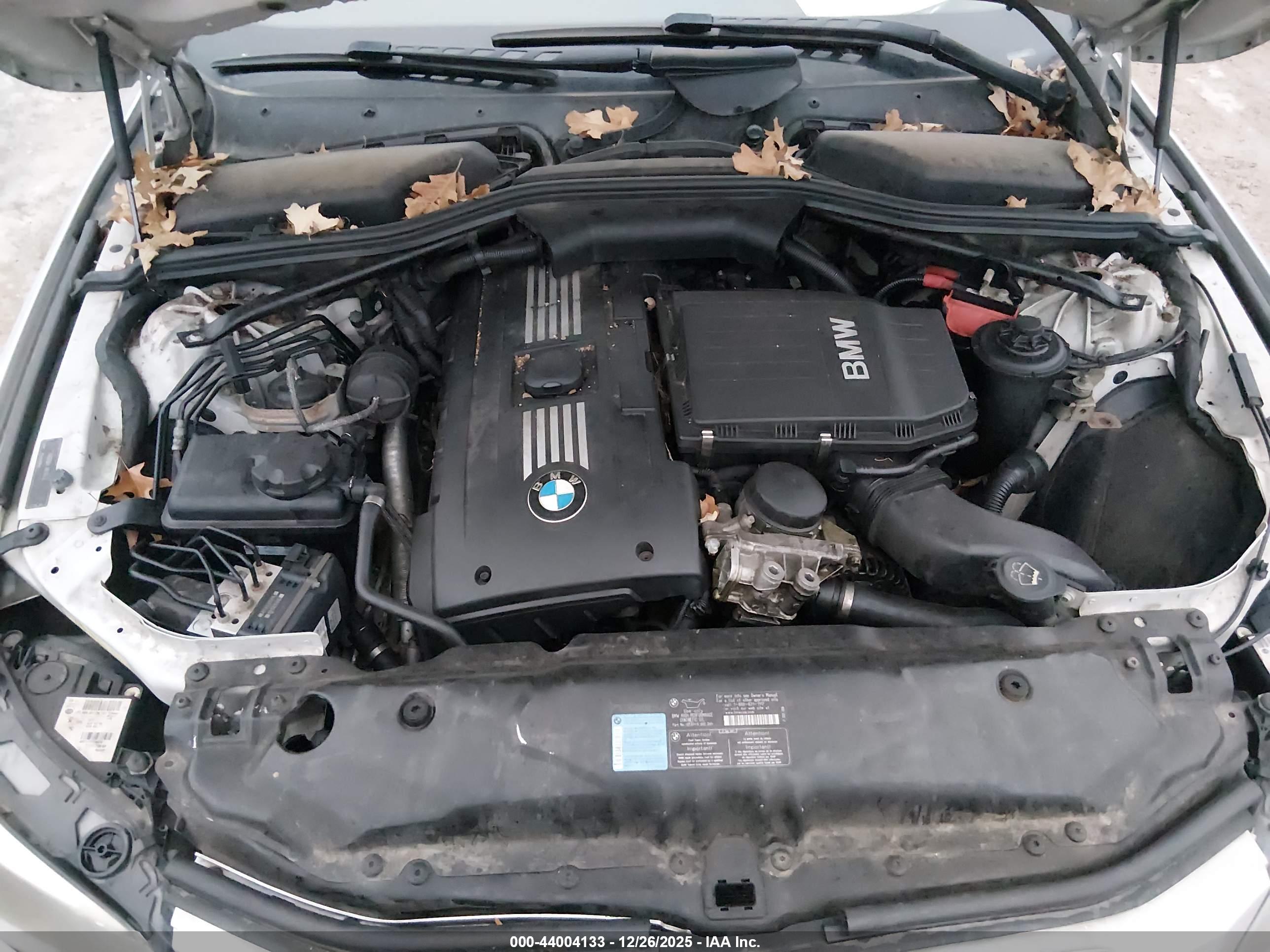 BMW 535XI image 10