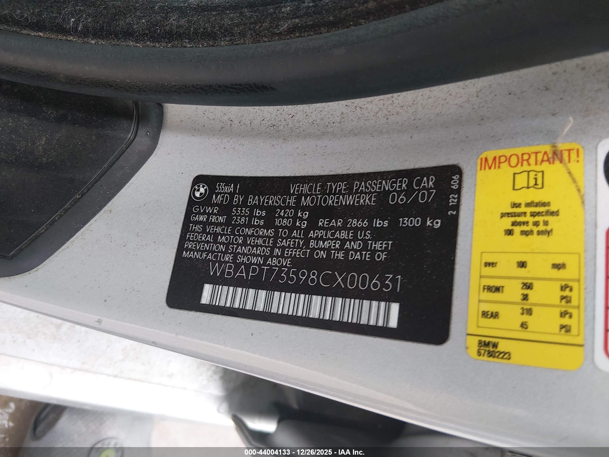 BMW 535XI image 9