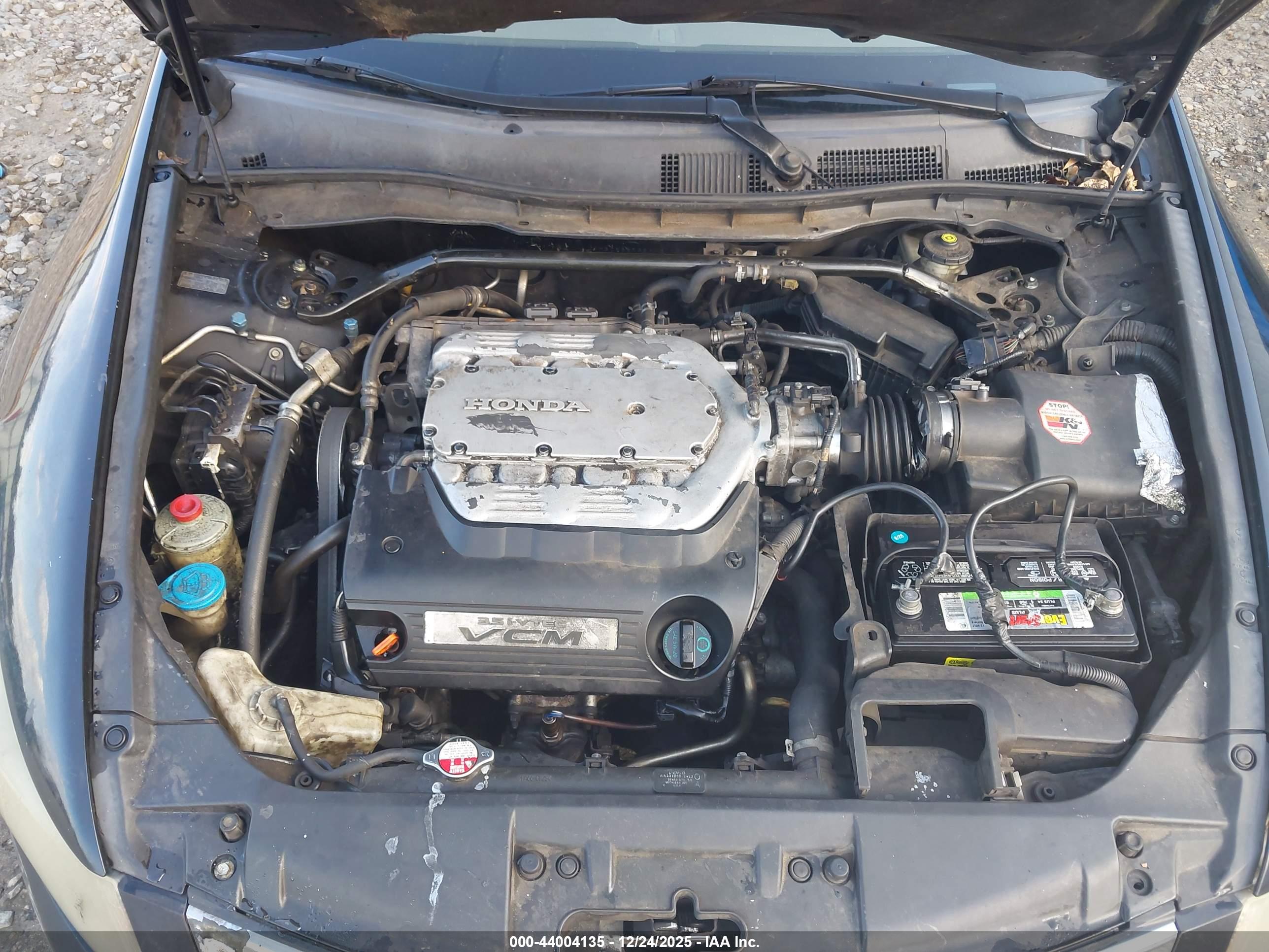 HONDA ACCORD image 10