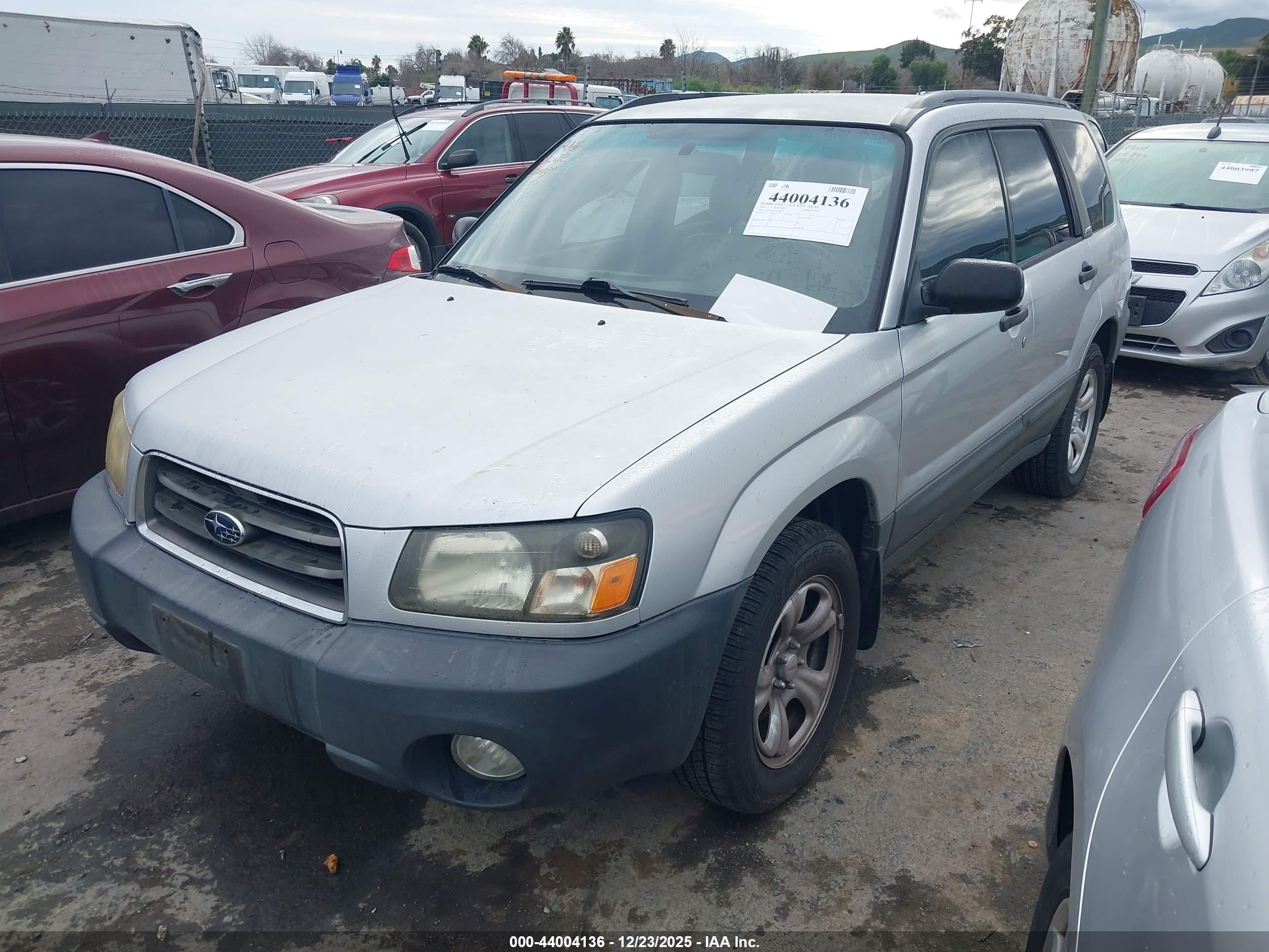 SUBARU FORESTER image 2