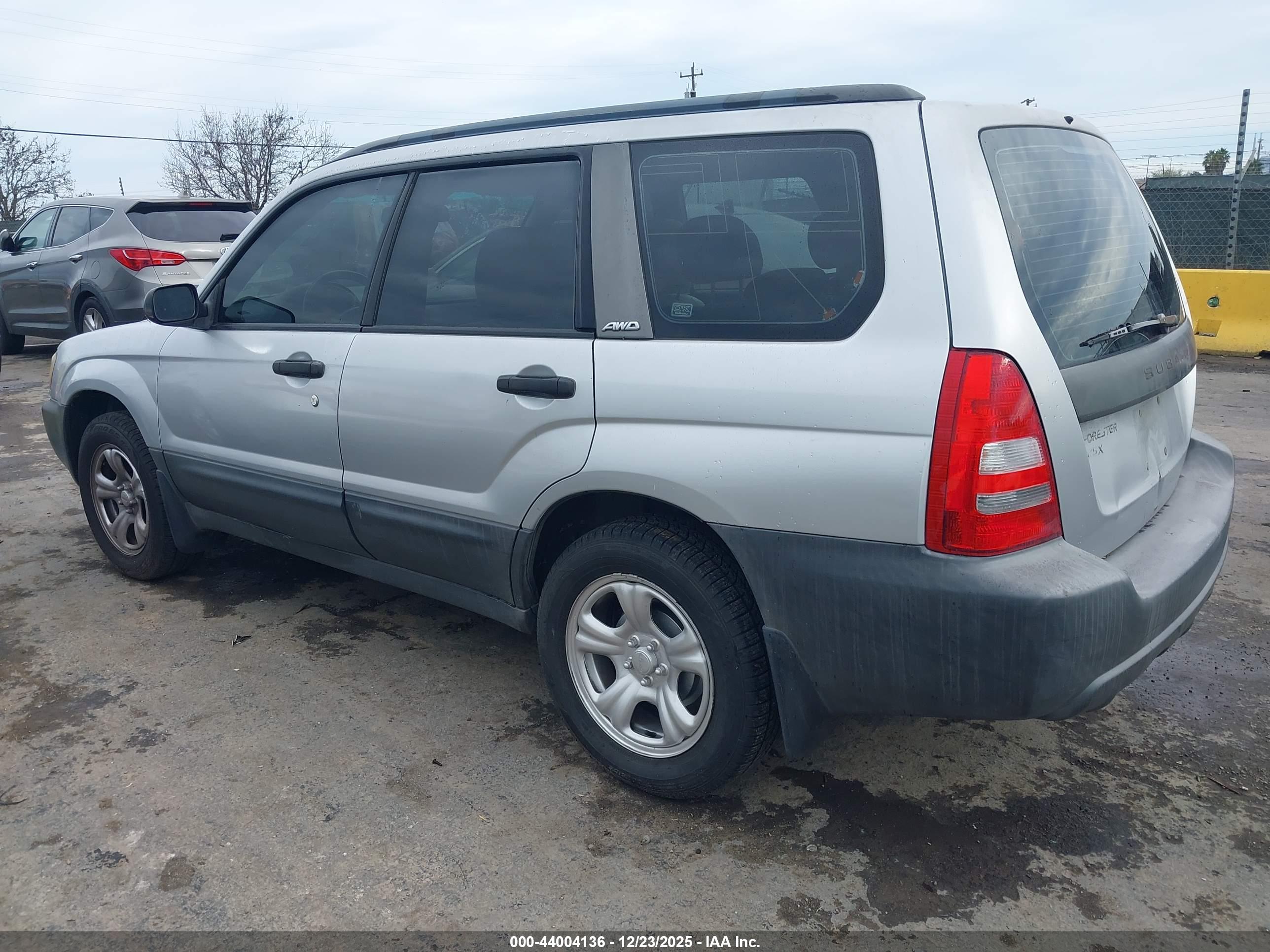 SUBARU FORESTER image 3