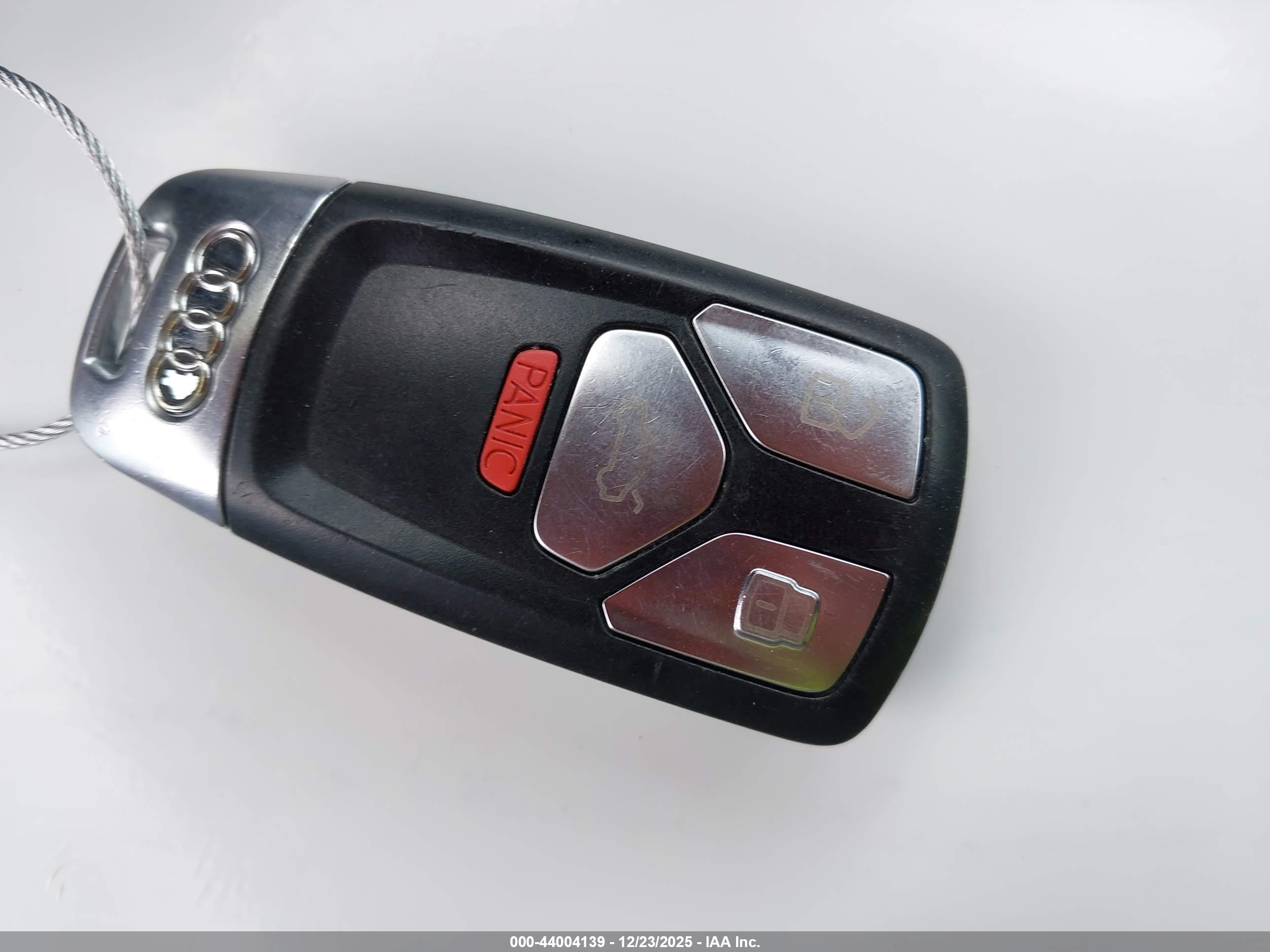 AUDI Q7 image 11