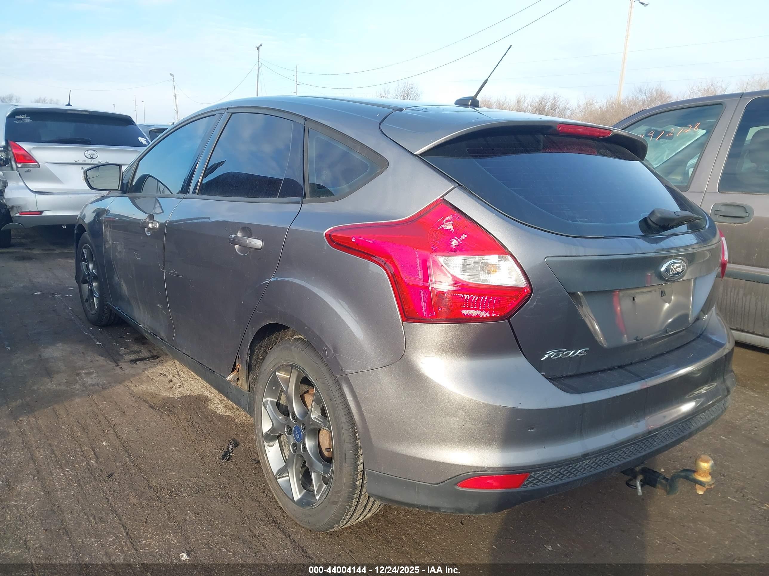 FORD FOCUS image 3