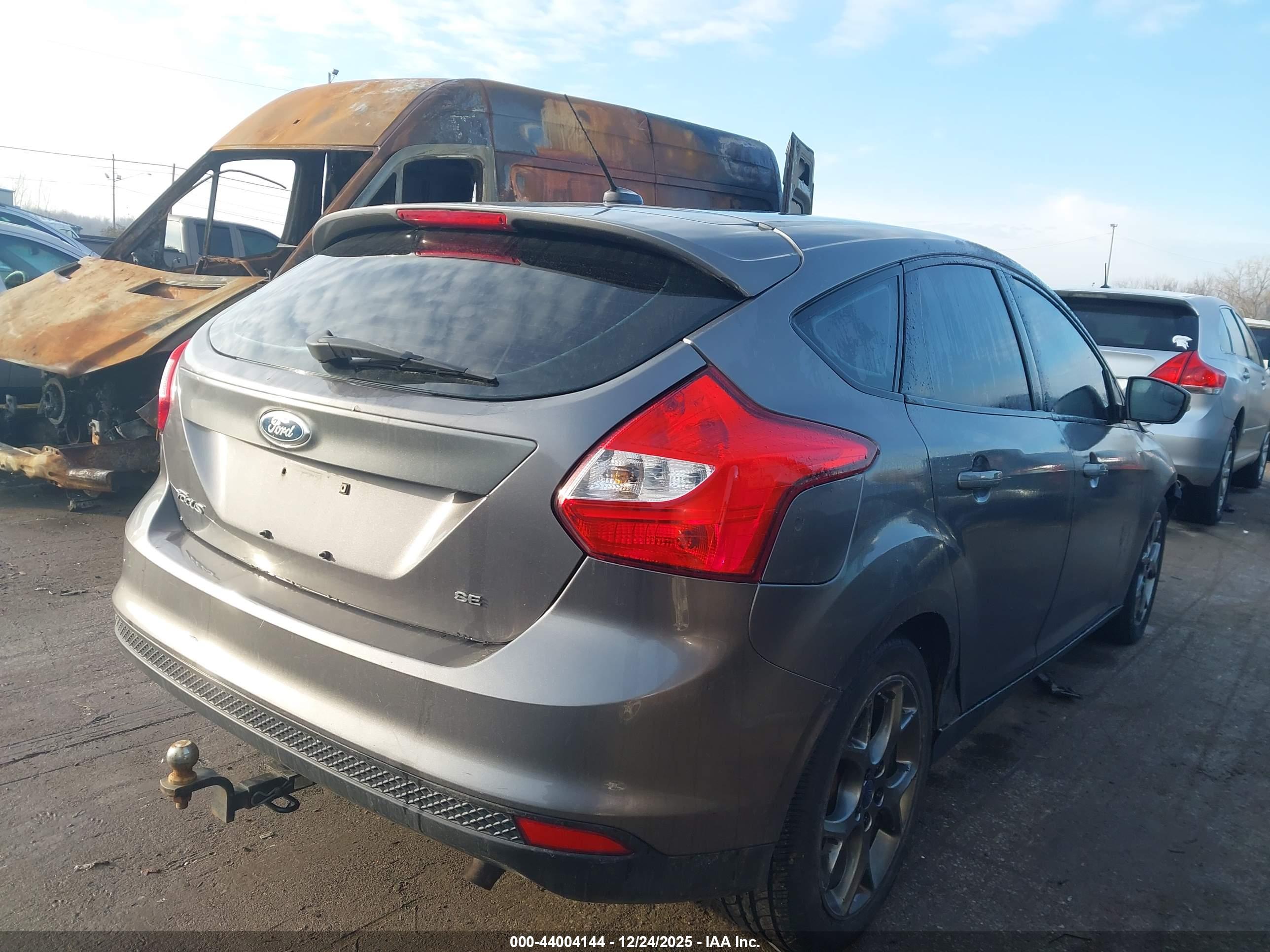 FORD FOCUS image 4