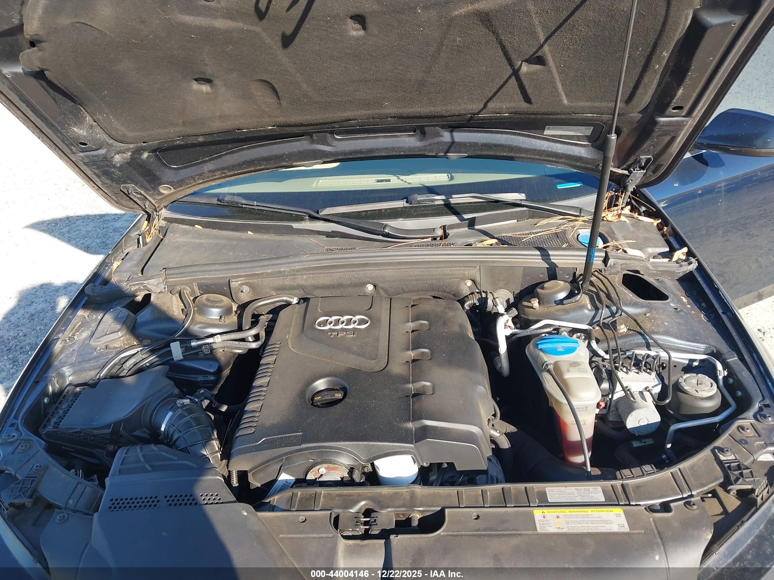 AUDI A4 image 10