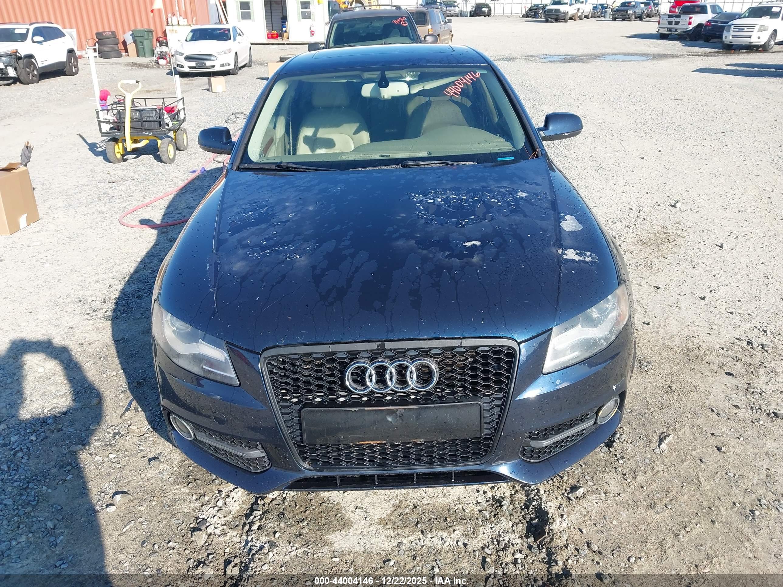 AUDI A4 image 6