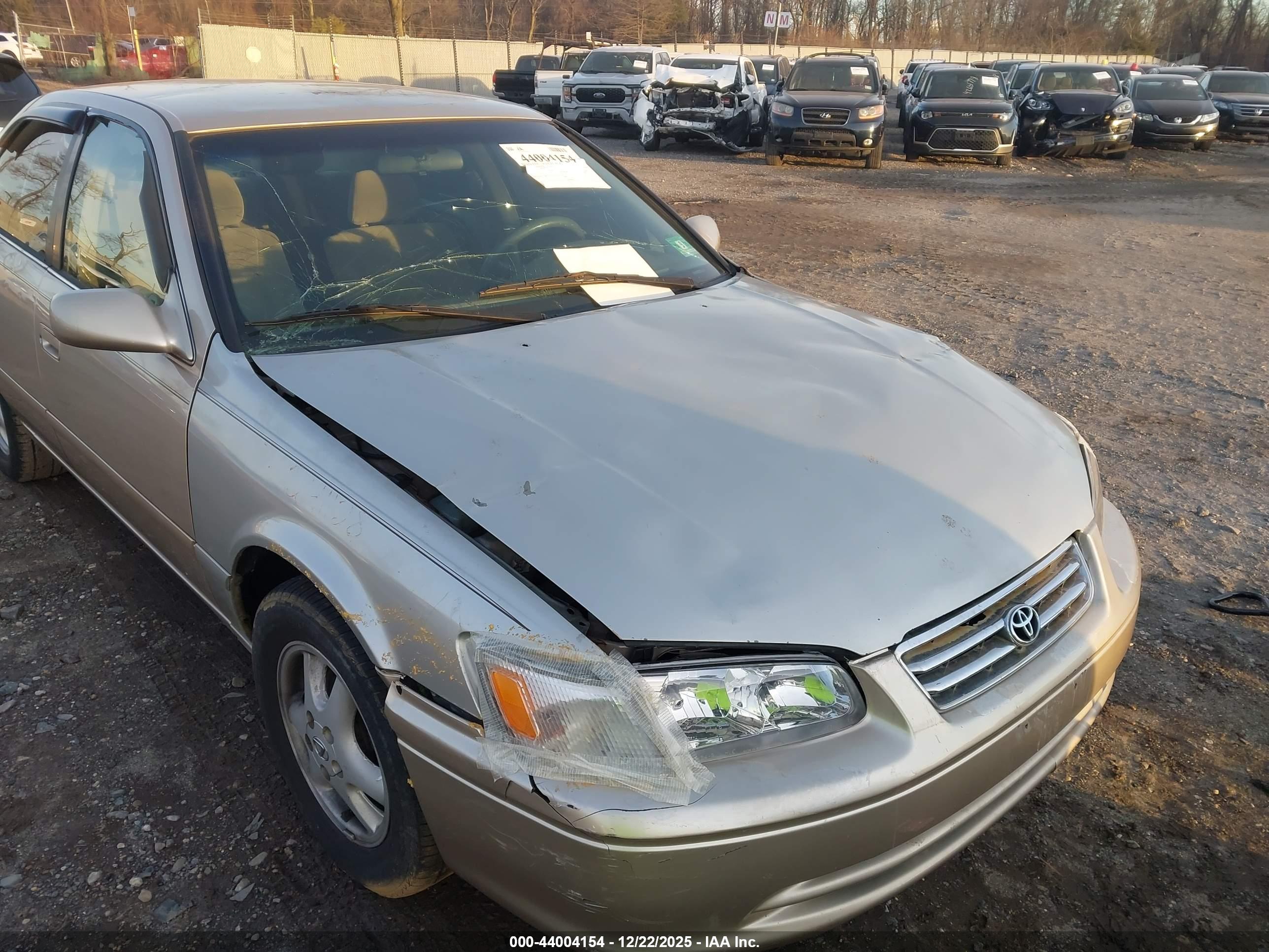 TOYOTA CAMRY image 6