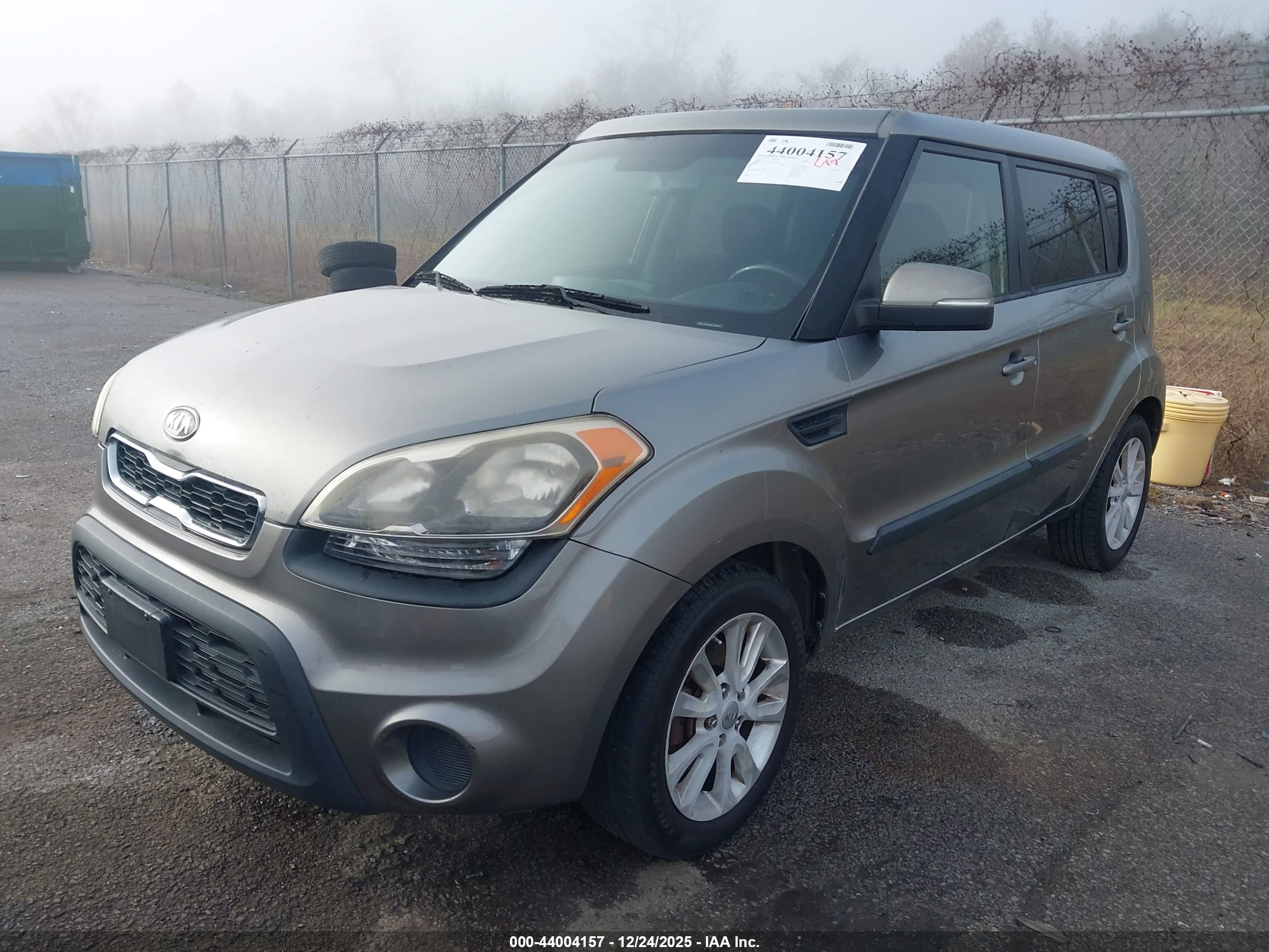 KIA SOUL image 2