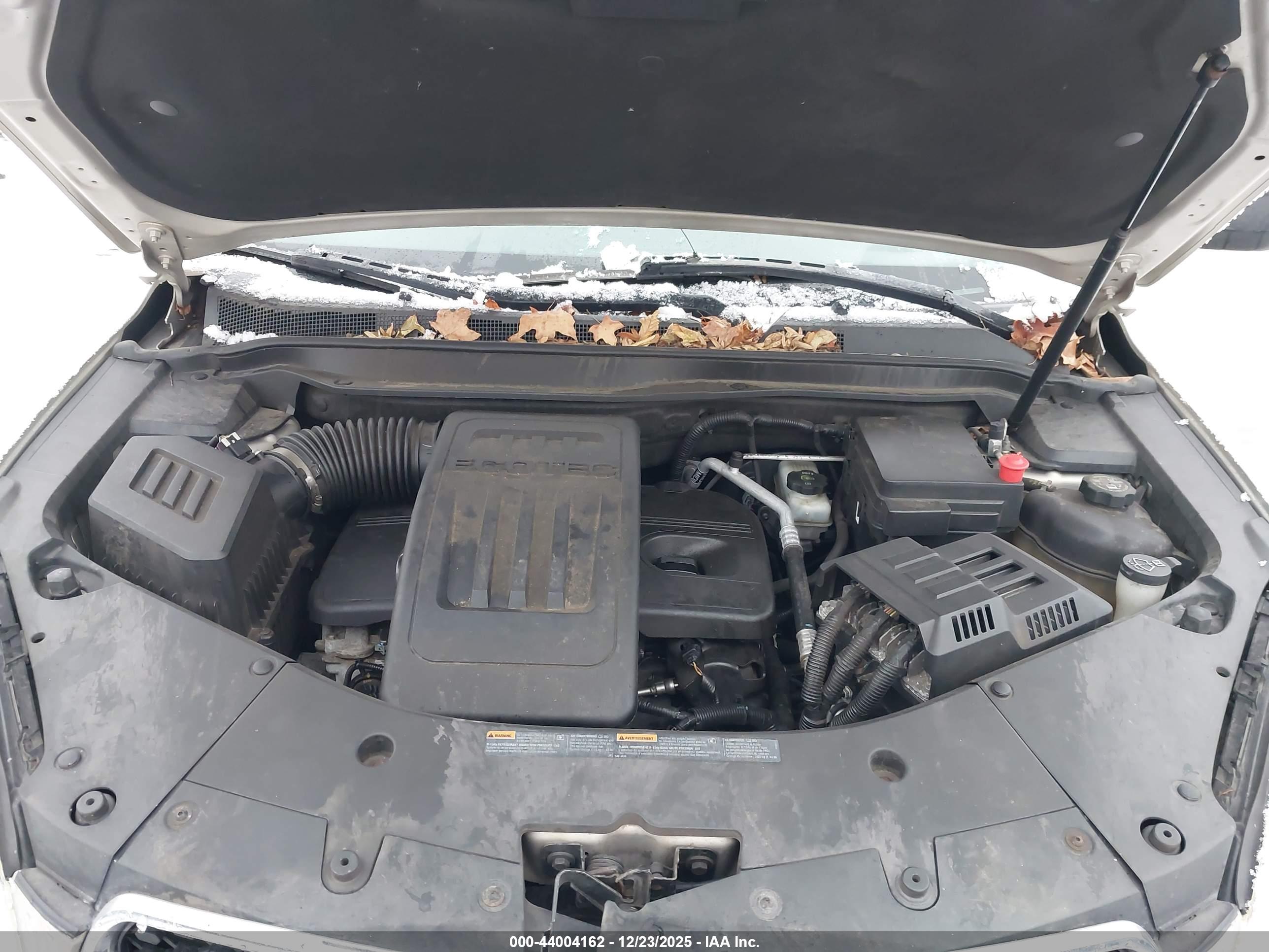 CHEVROLET EQUINOX image 10