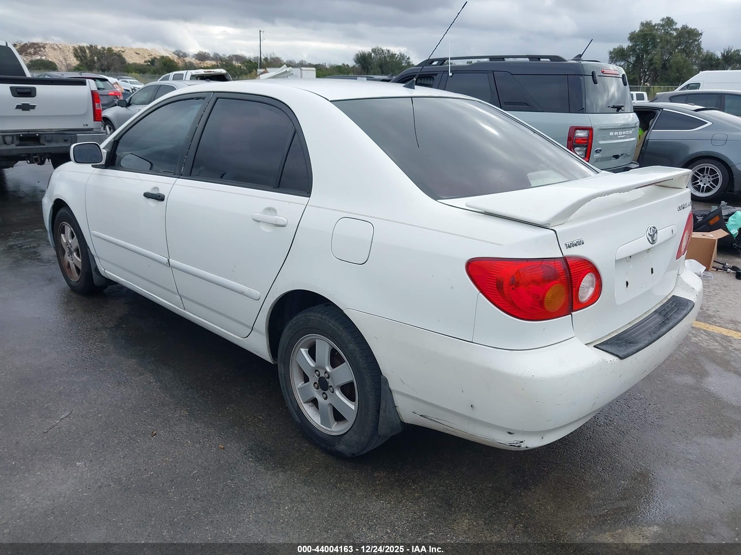 TOYOTA COROLLA image 3