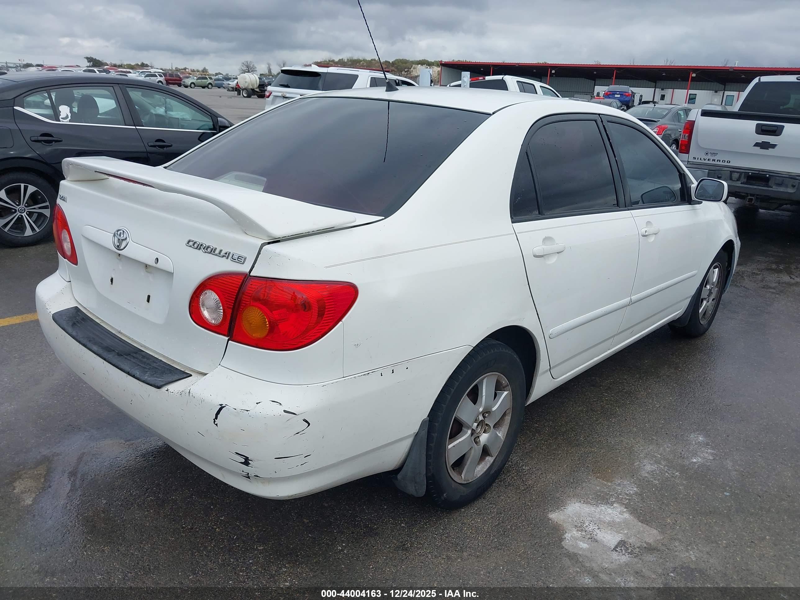TOYOTA COROLLA image 4
