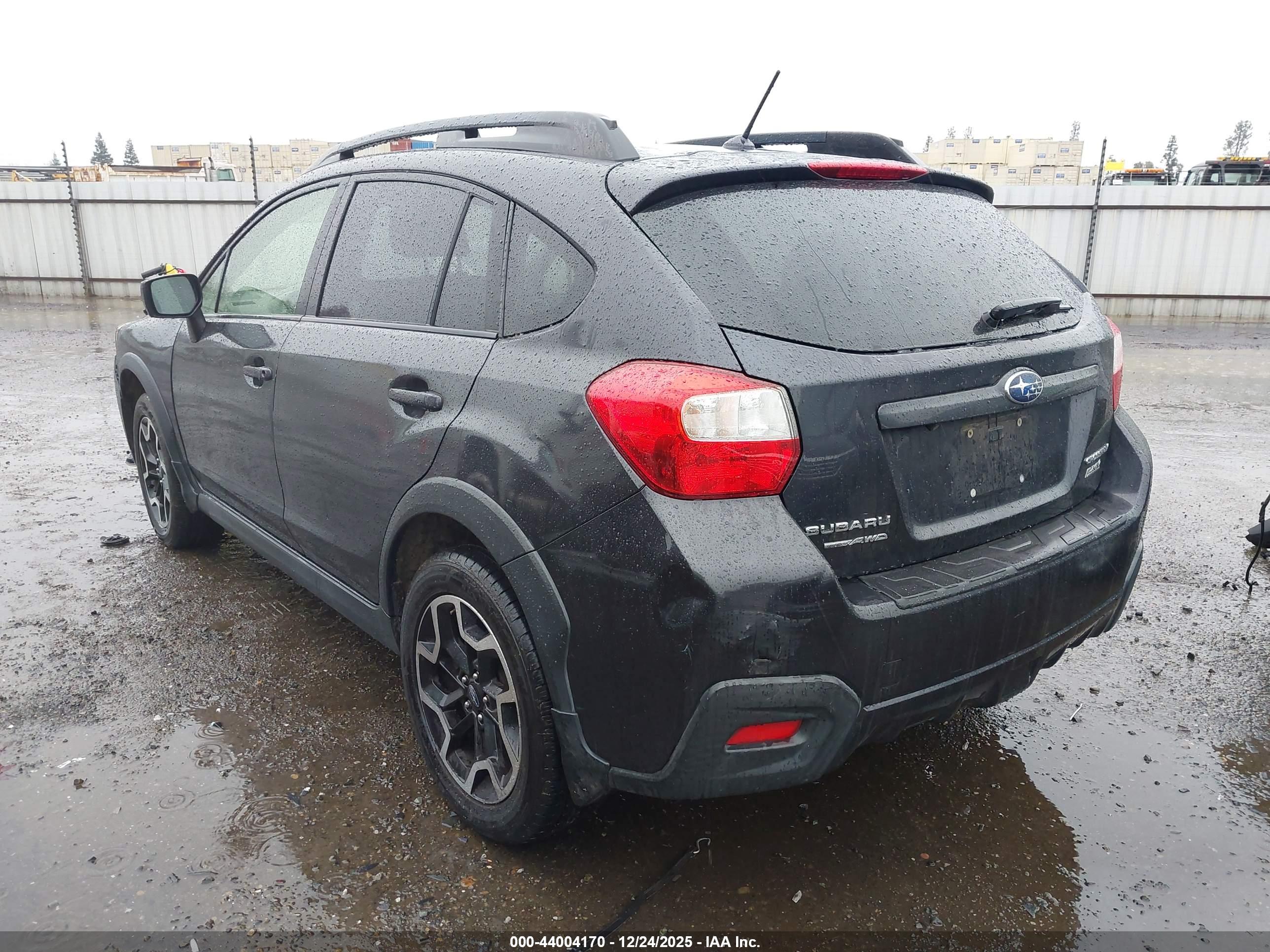 SUBARU CROSSTREK image 3