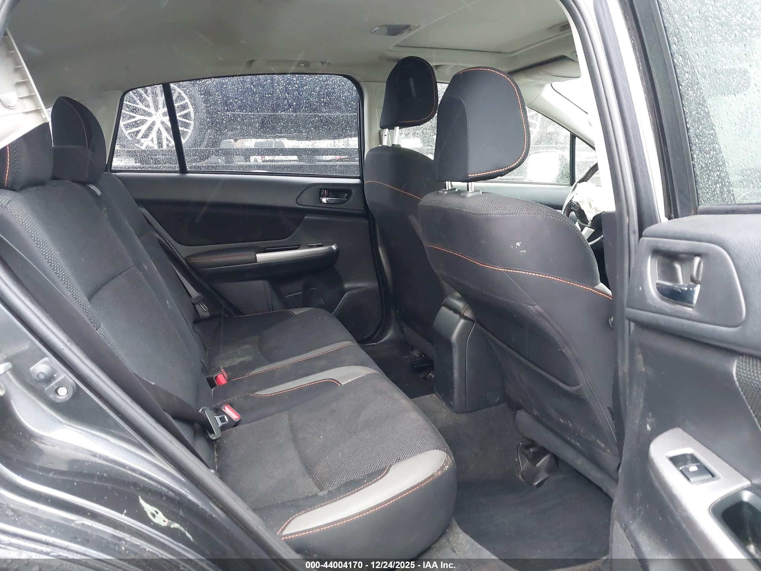 SUBARU CROSSTREK image 8
