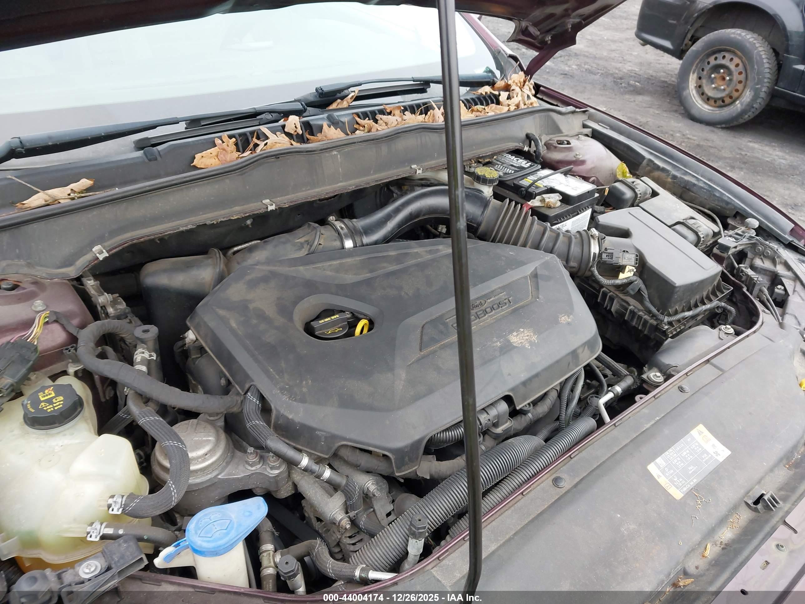FORD FUSION image 6