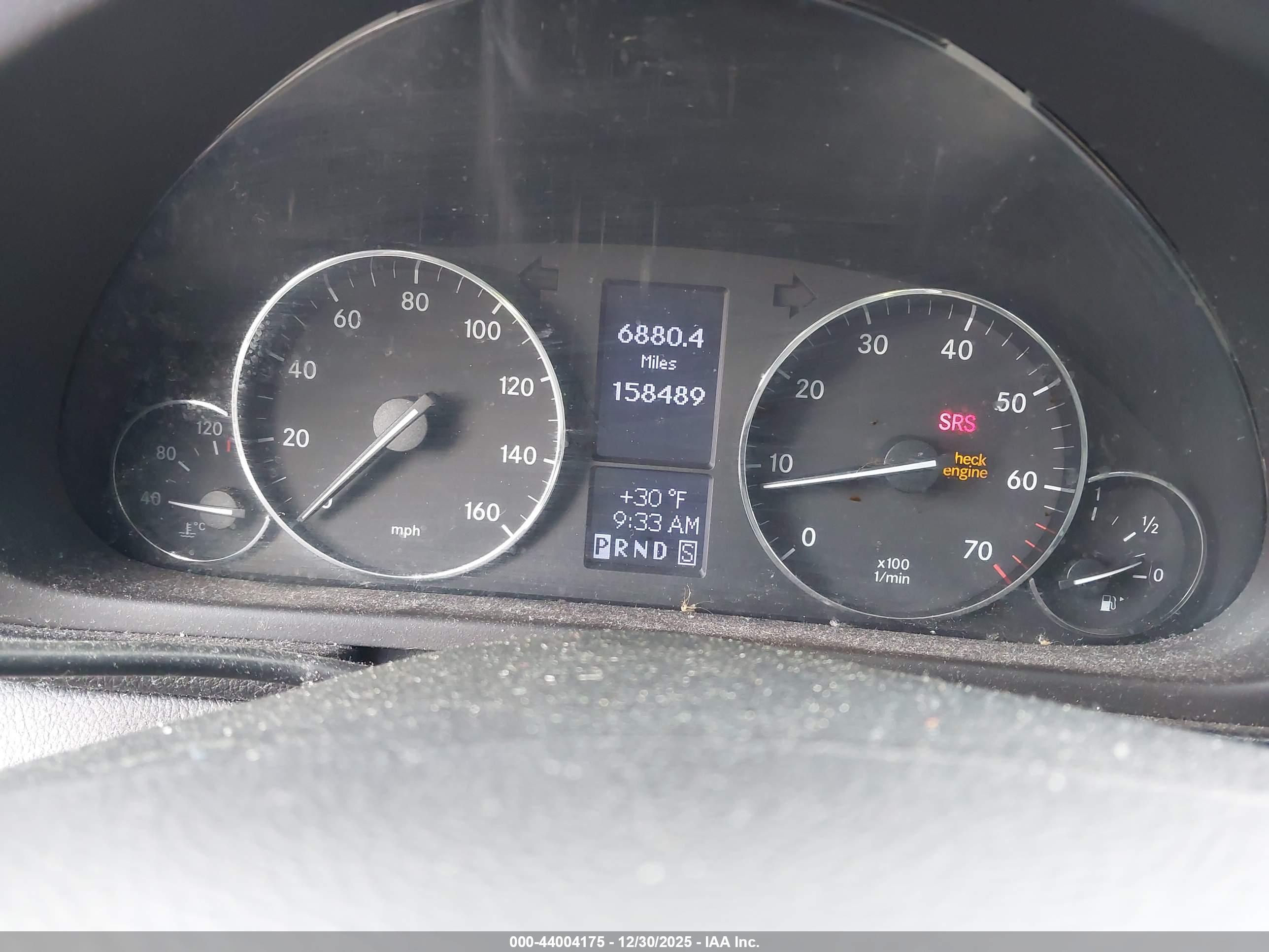 MERCEDES-BENZ C image 7