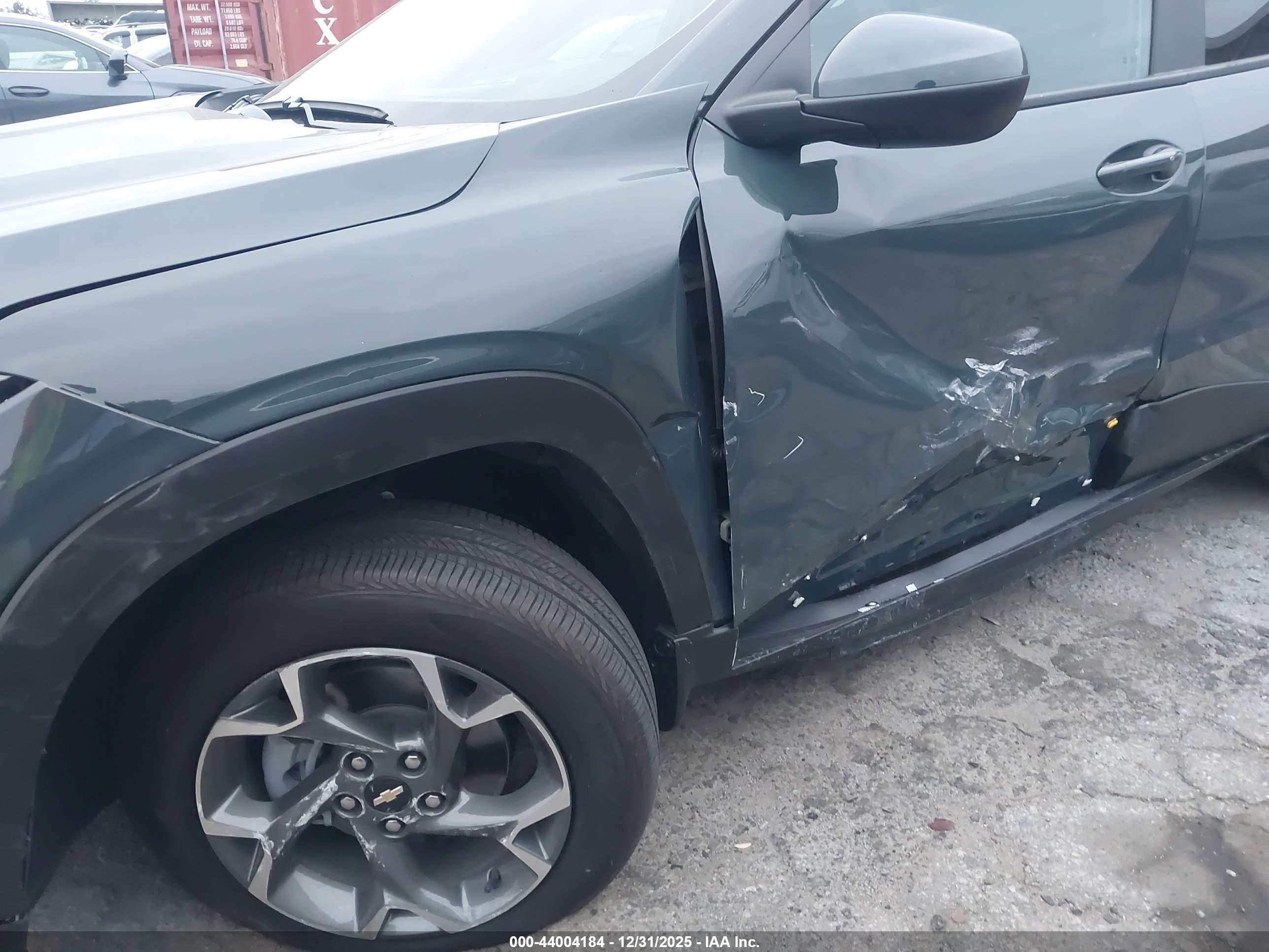 CHEVROLET TRAX image 6