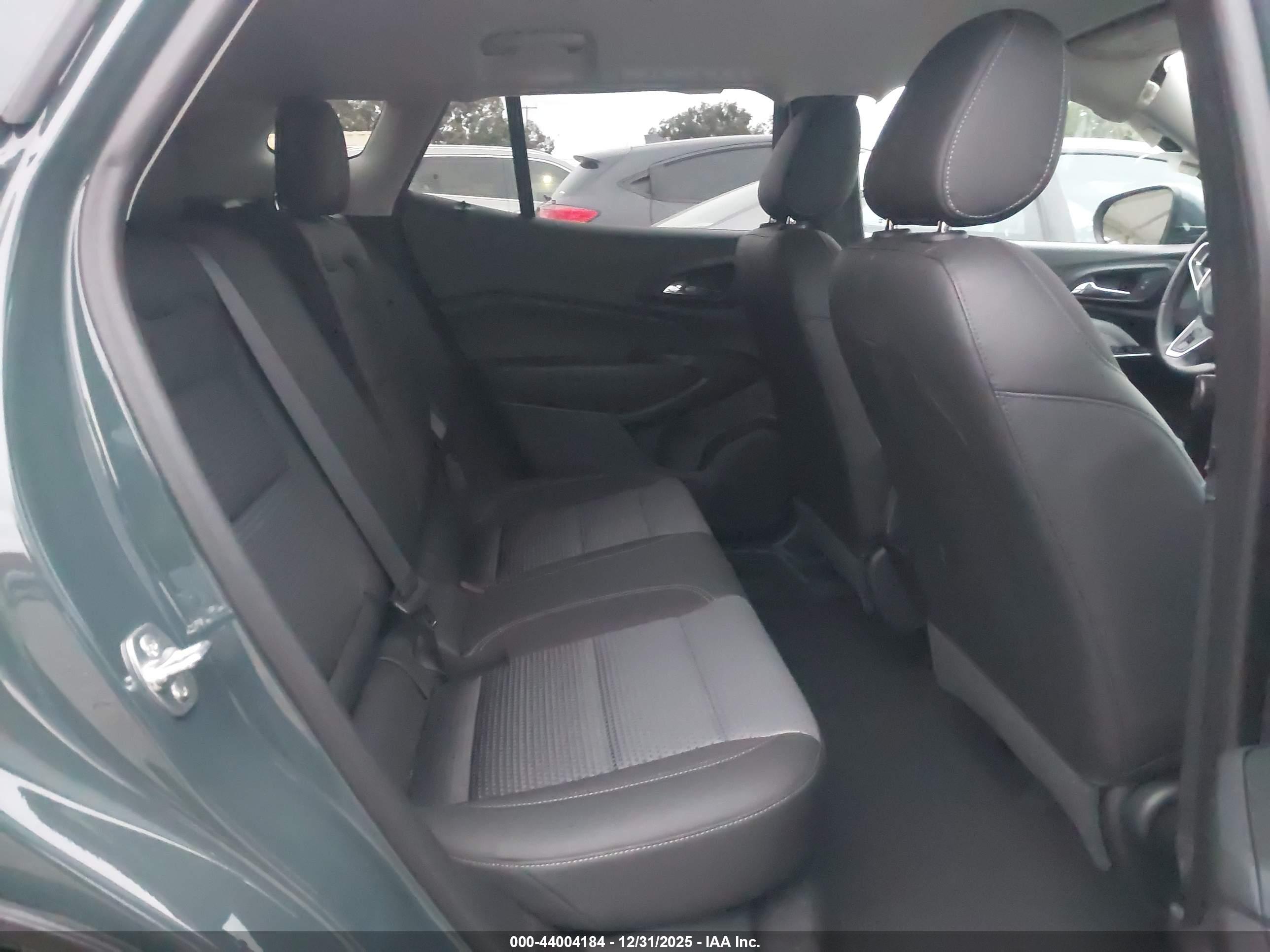 CHEVROLET TRAX image 8