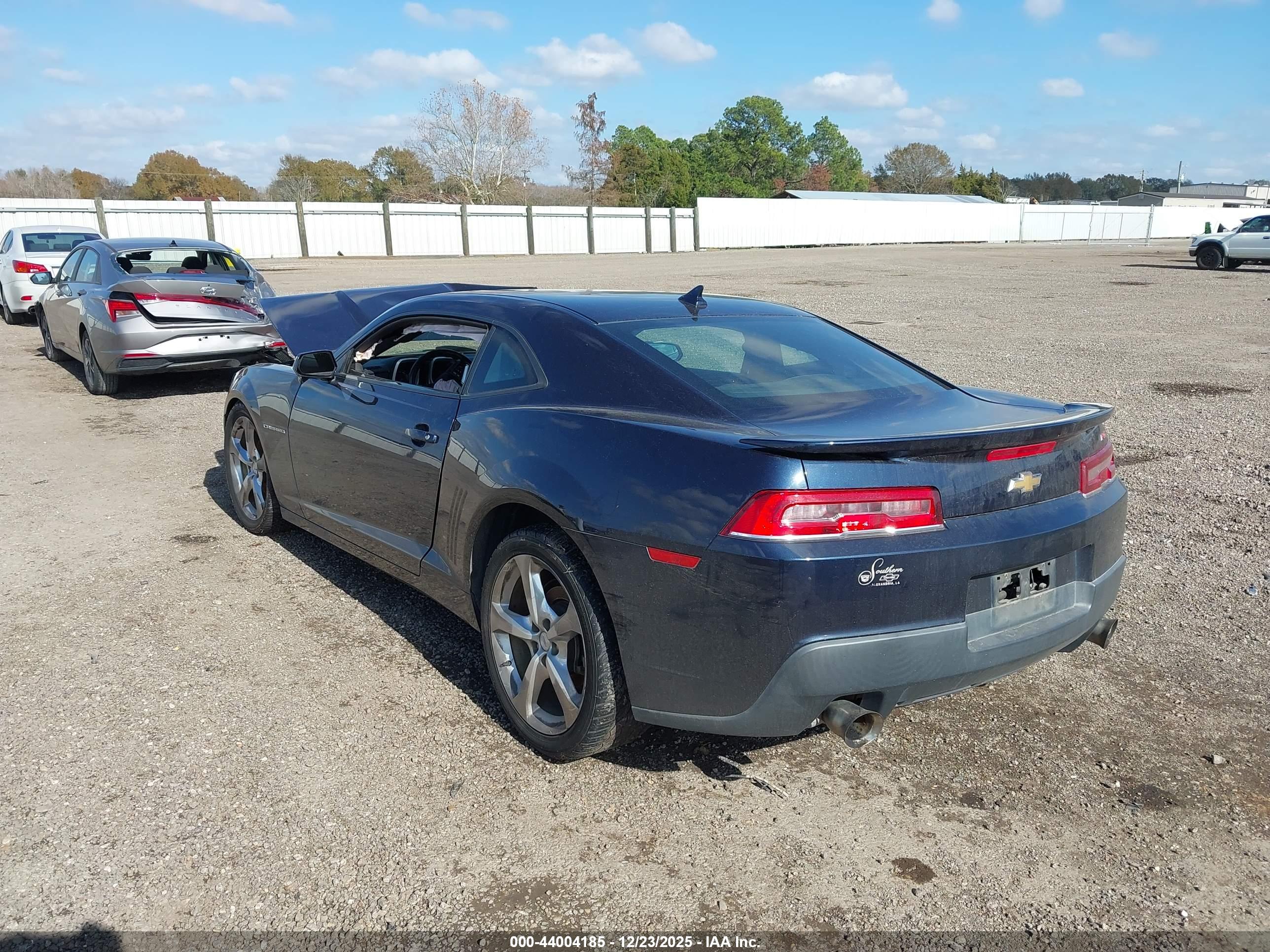 CHEVROLET CAMARO image 3