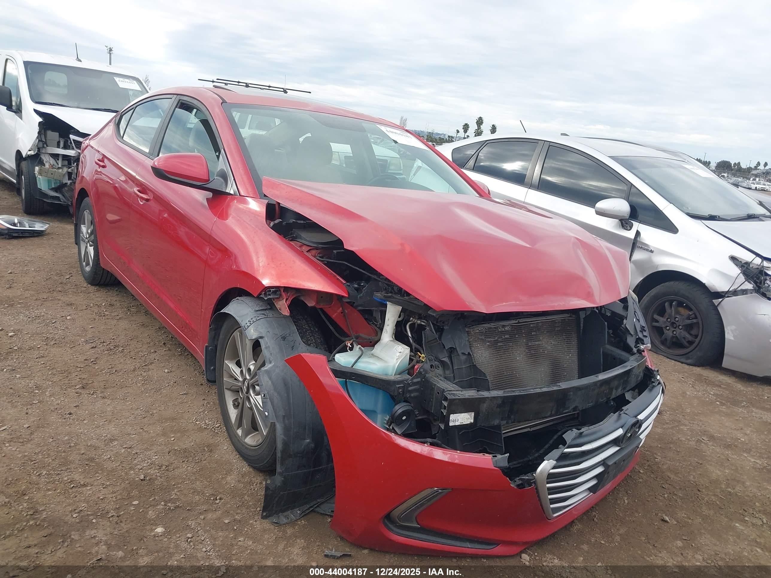HYUNDAI ELANTRA image 6
