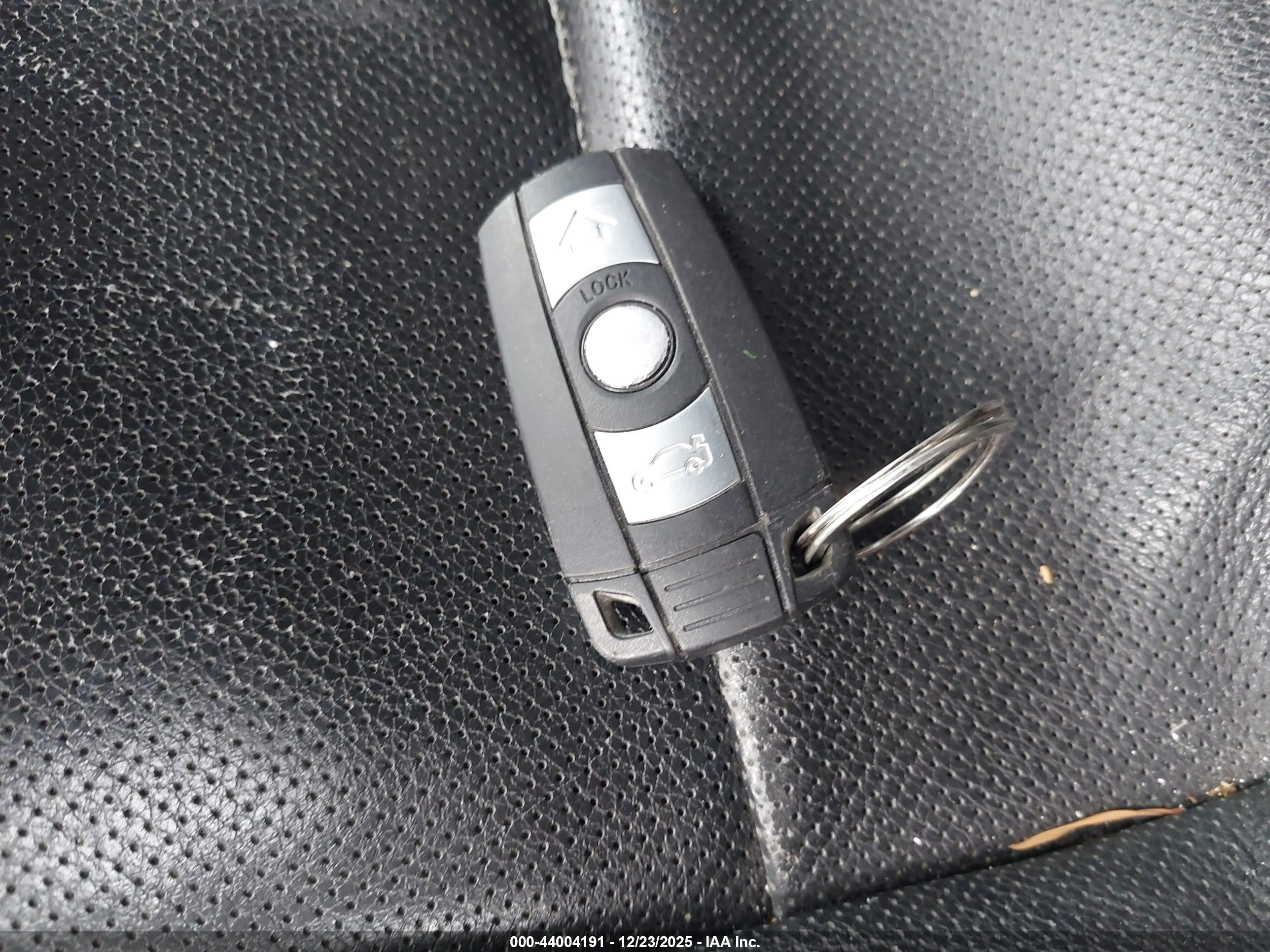 BMW X6 image 11