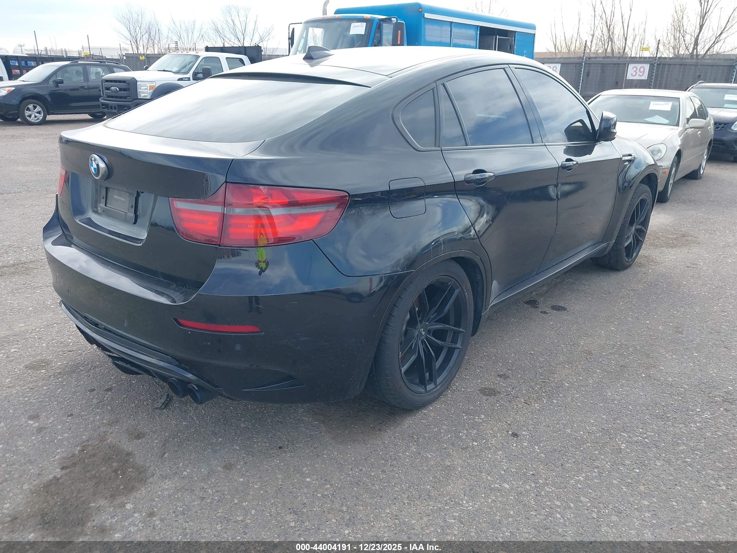 BMW X6 image 4