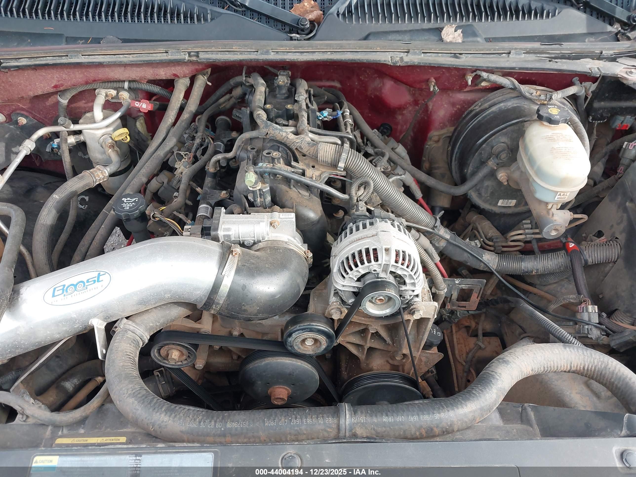 CHEVROLET SILVERADO image 10
