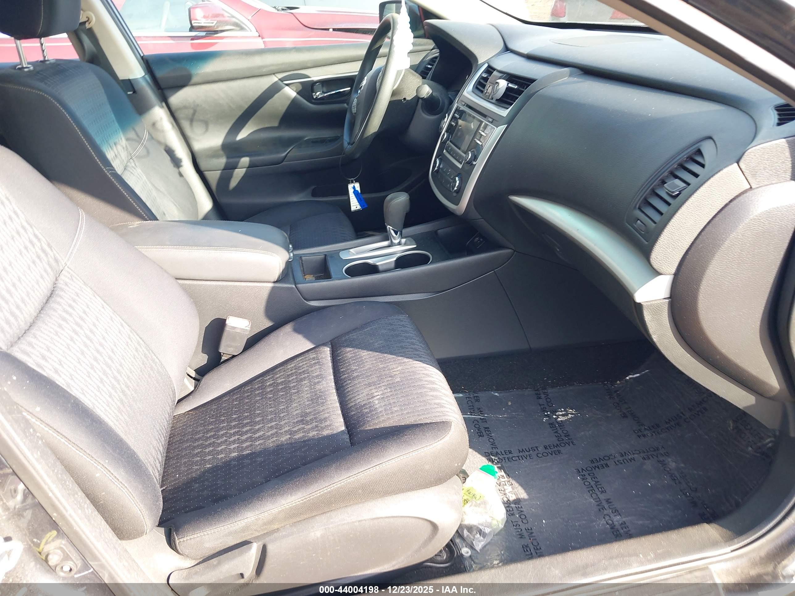 NISSAN ALTIMA image 5