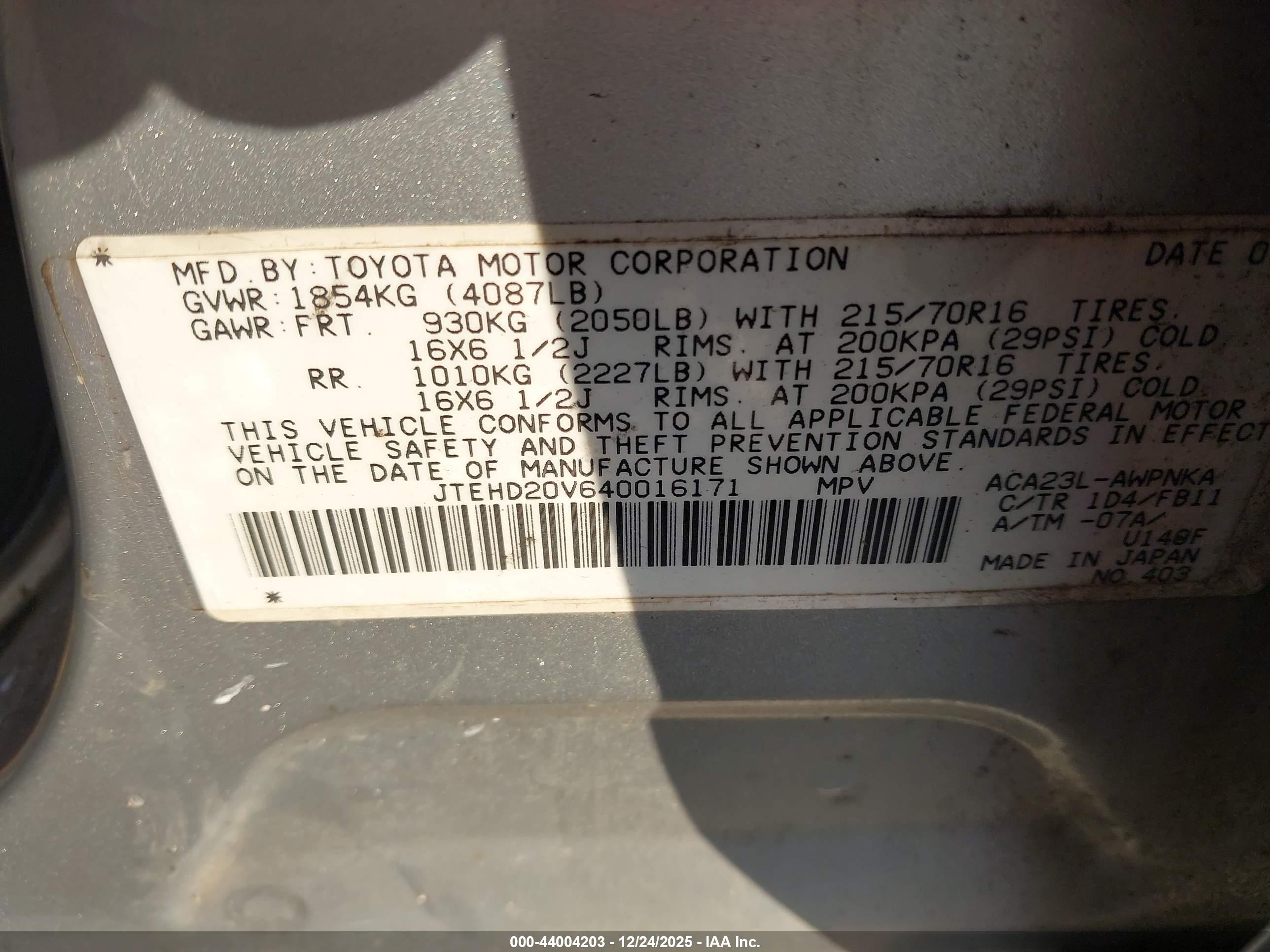 TOYOTA RAV4 image 9