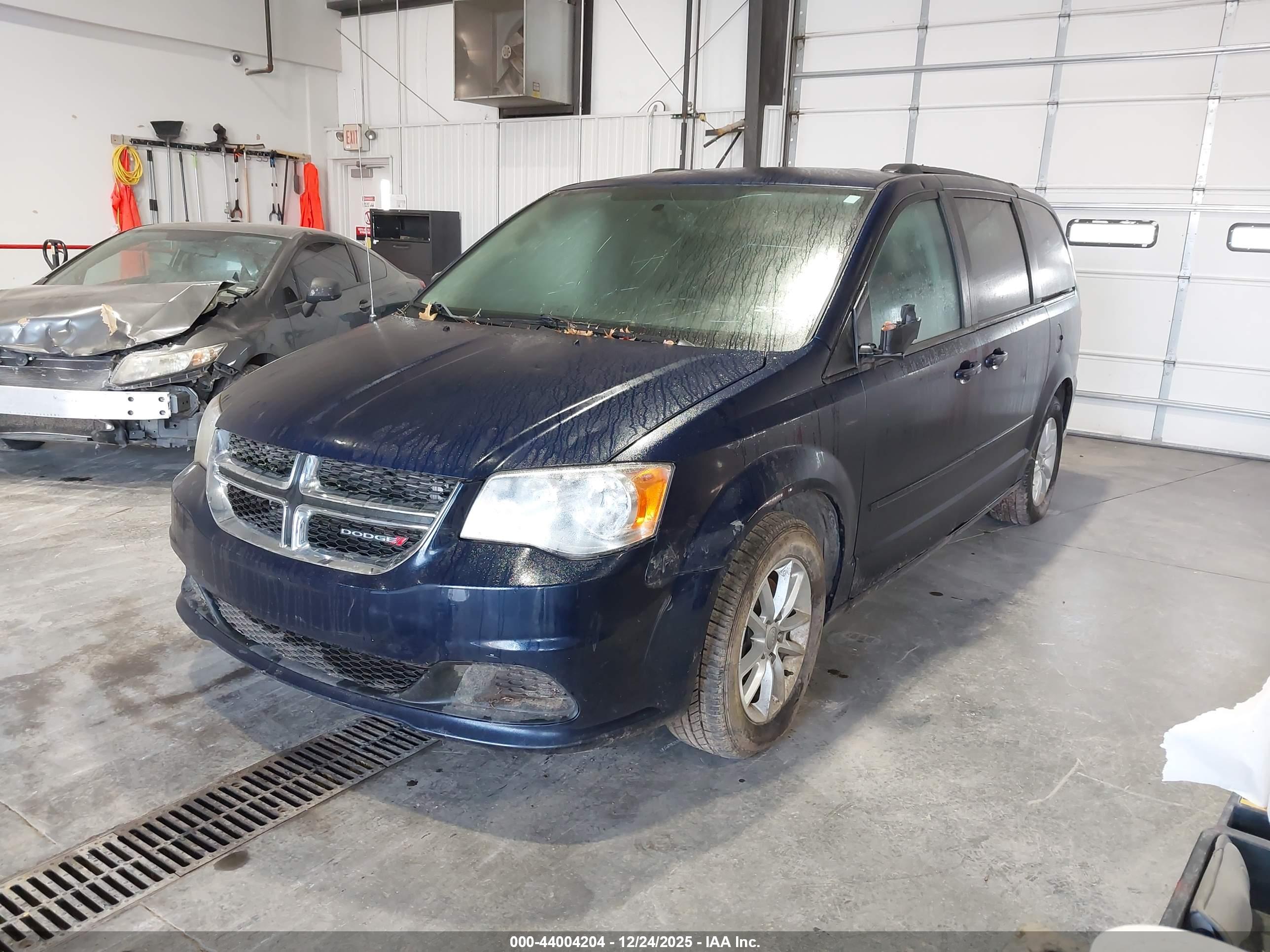 DODGE GRAND image 2