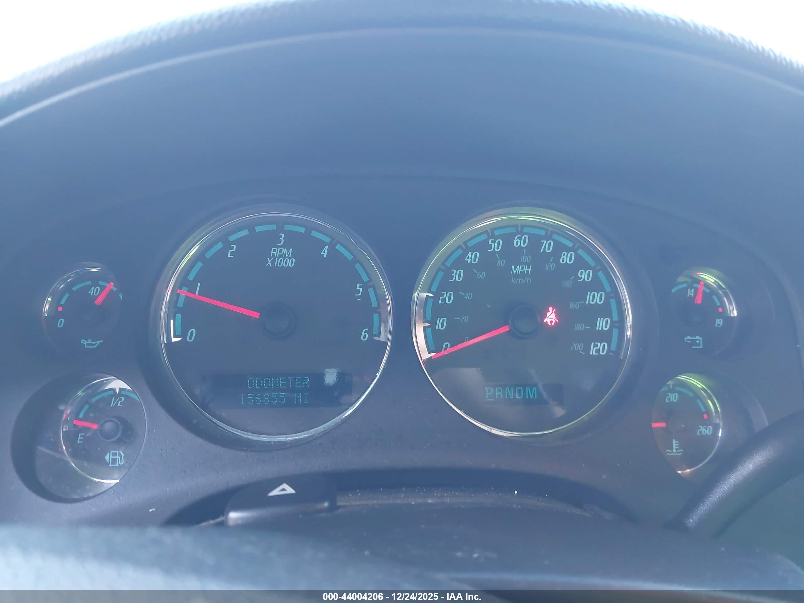 GMC YUKON image 7