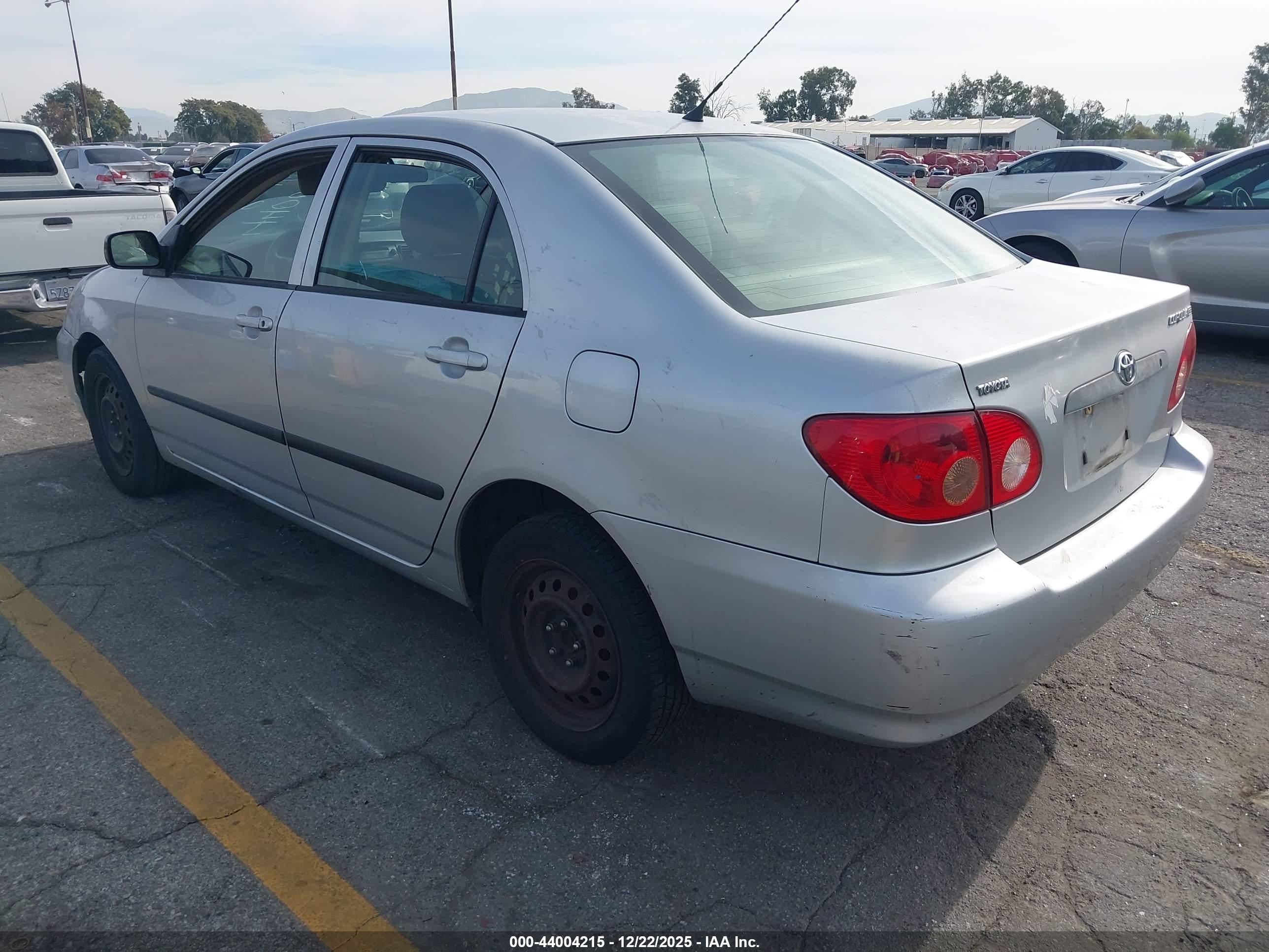 TOYOTA COROLLA image 3