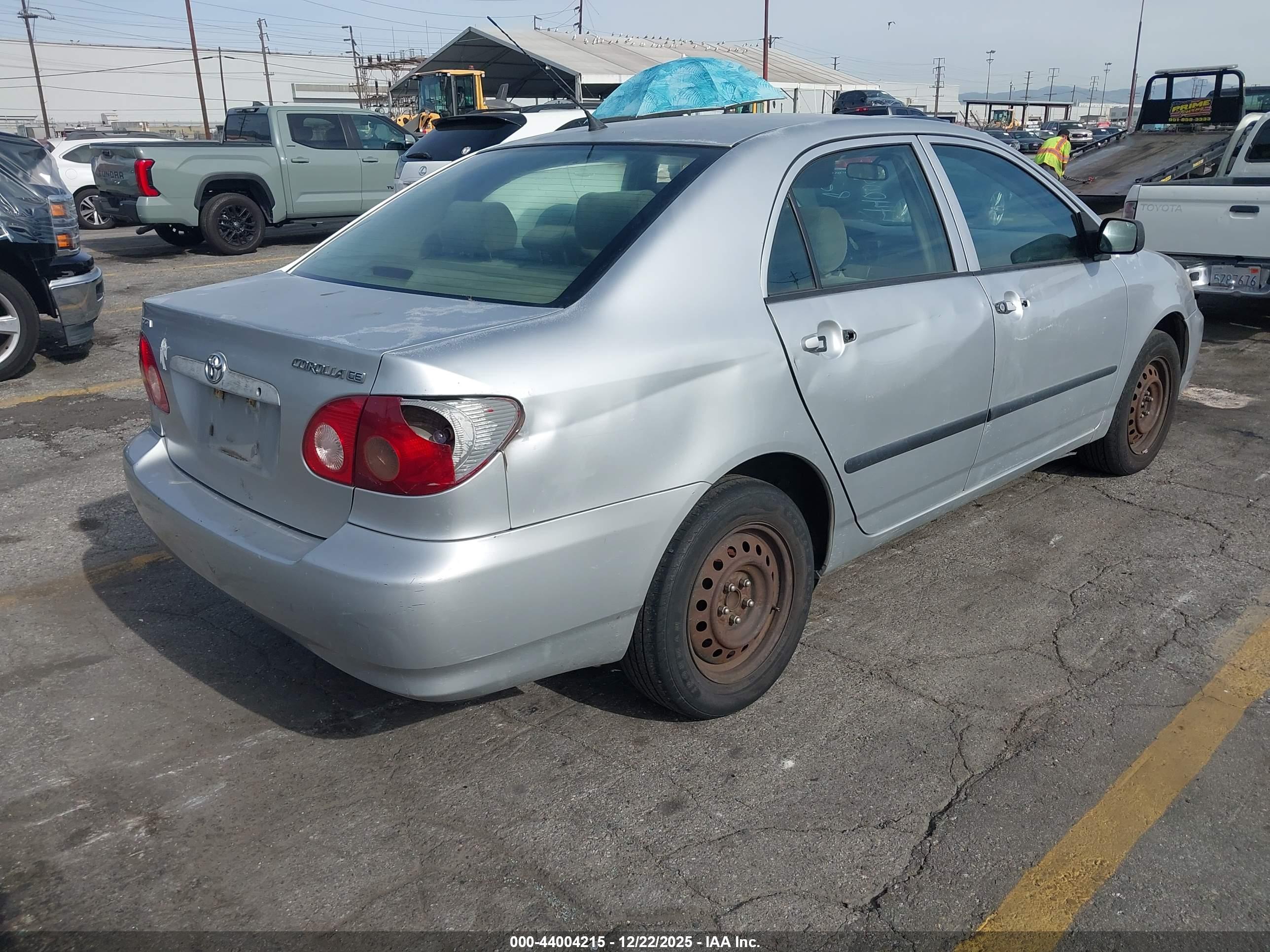 TOYOTA COROLLA image 4