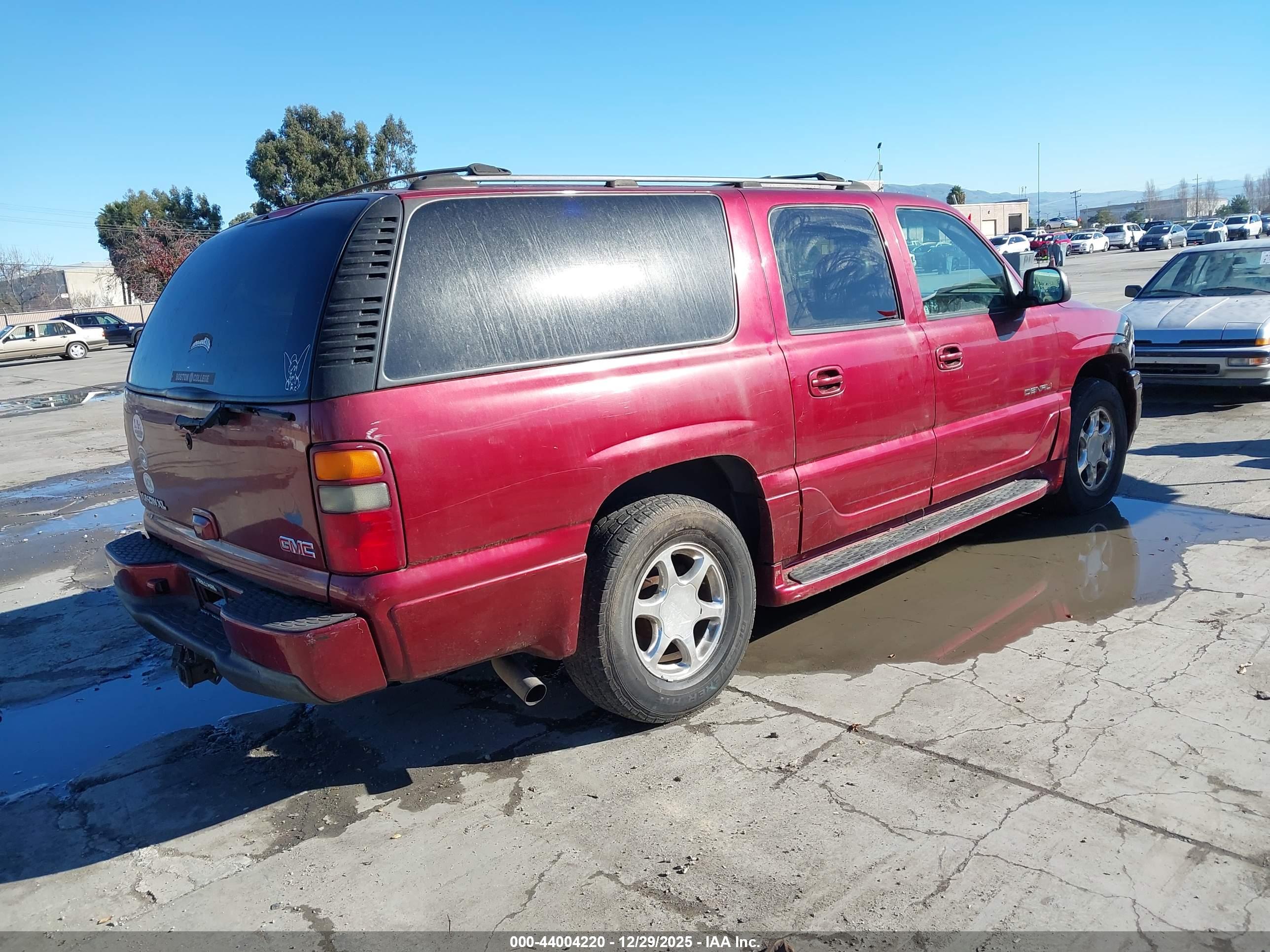 GMC YUKON image 4