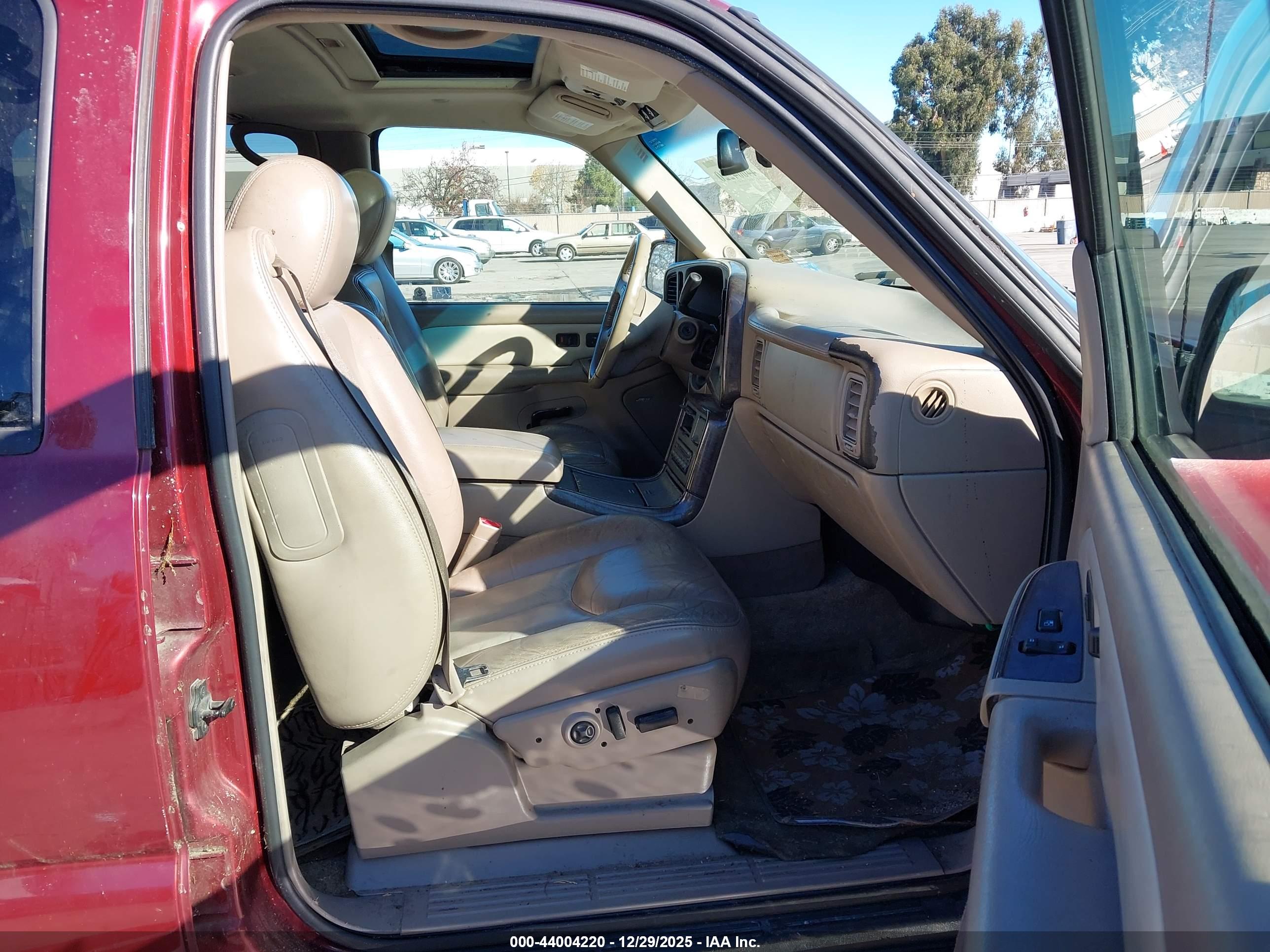 GMC YUKON image 5