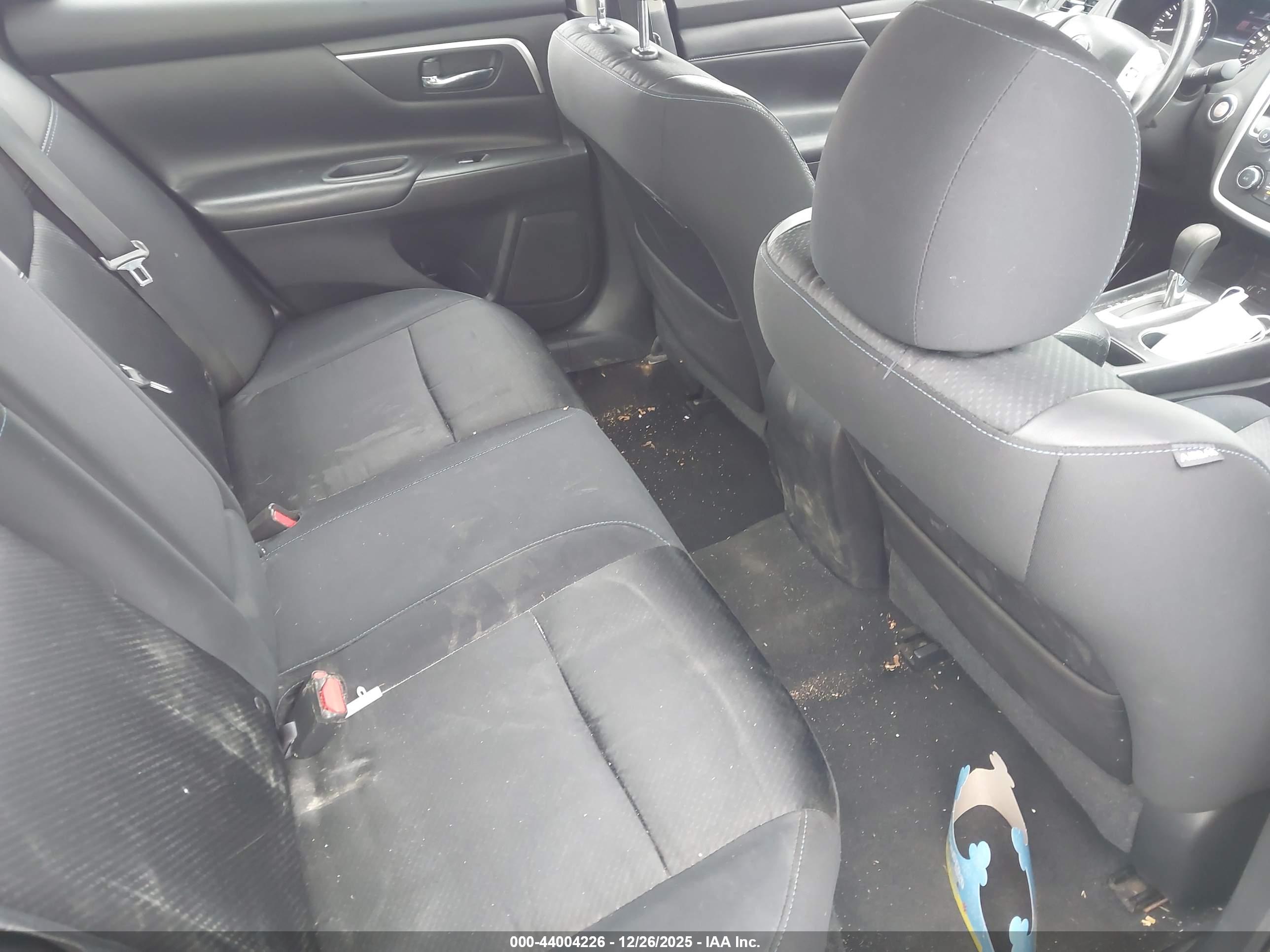 NISSAN ALTIMA image 8