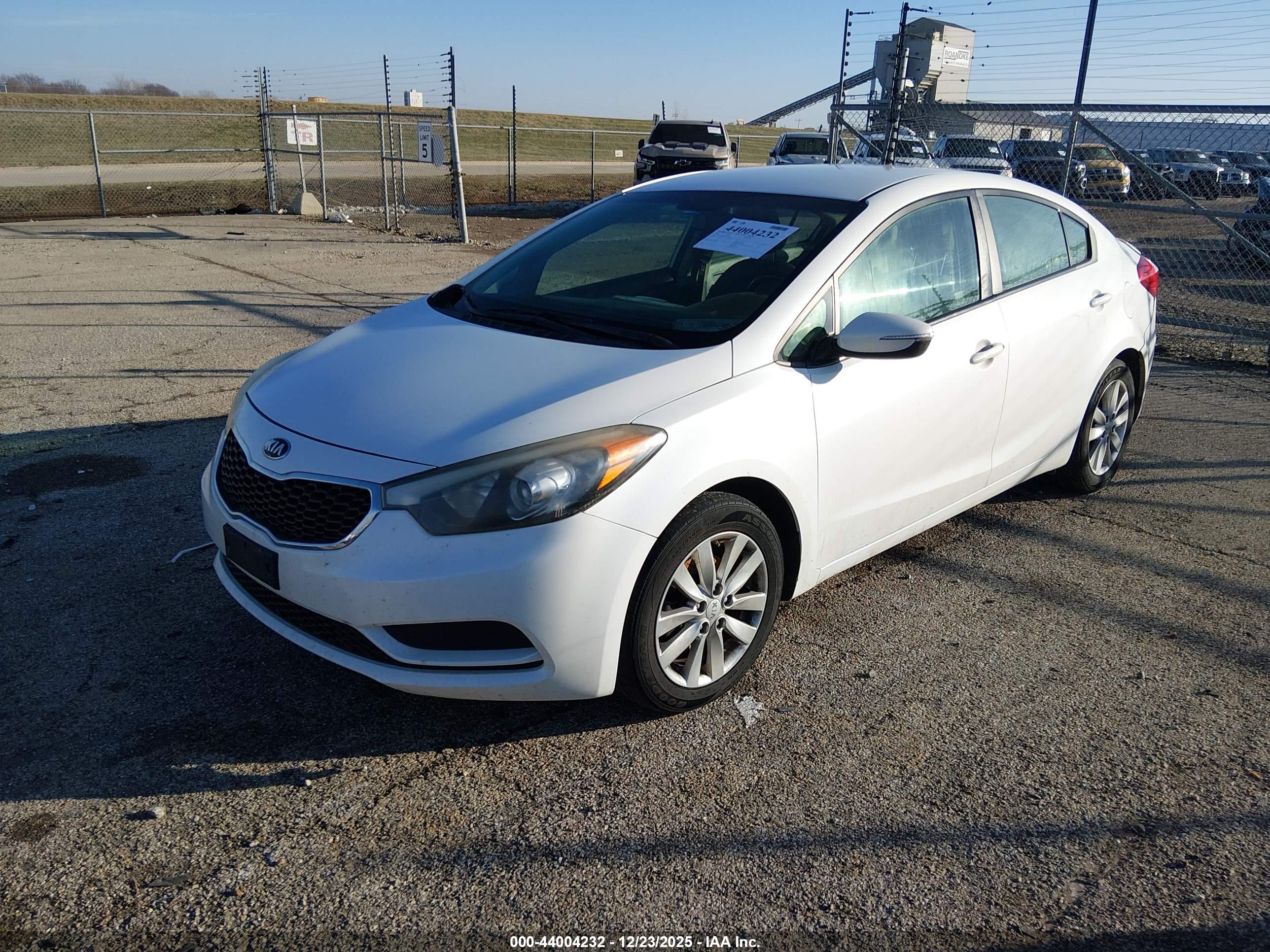 KIA FORTE image 2
