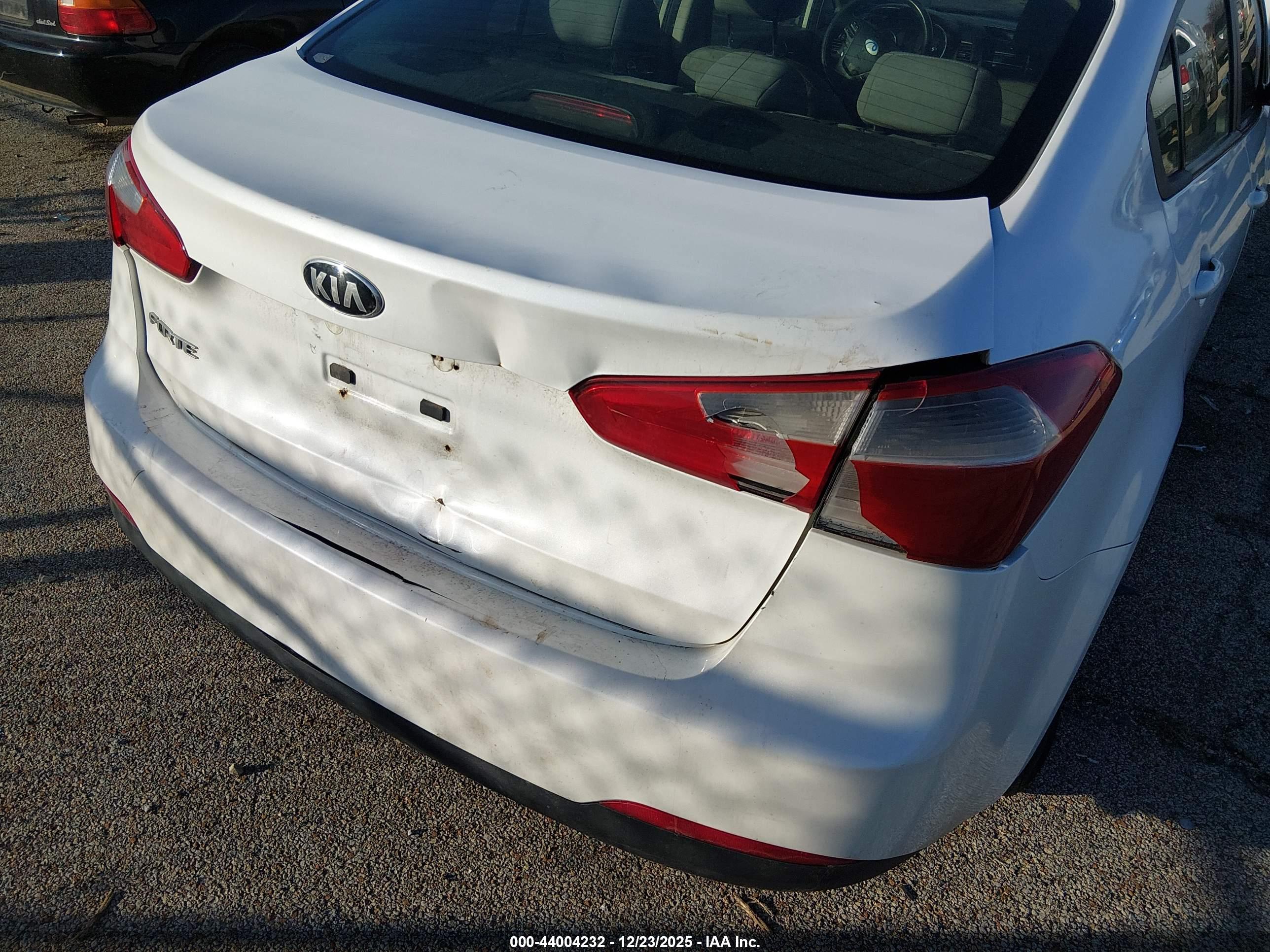 KIA FORTE image 6