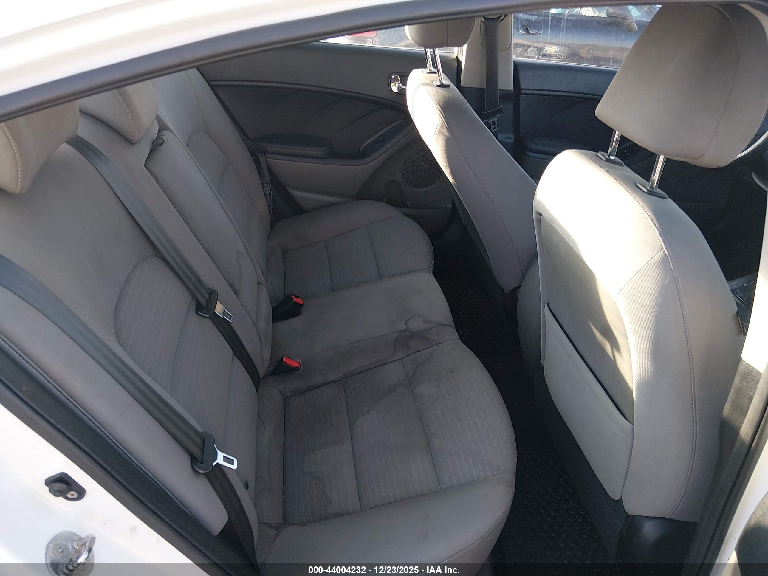 KIA FORTE image 8