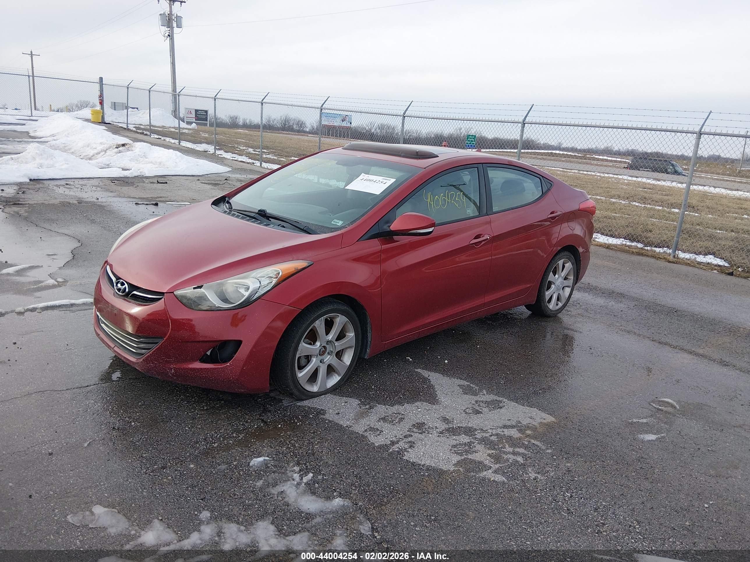 HYUNDAI ELANTRA image 2