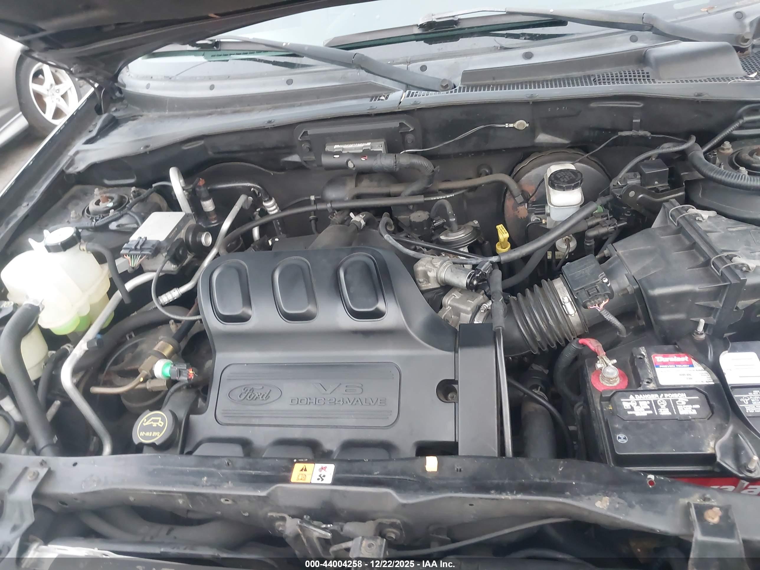 FORD ESCAPE image 10