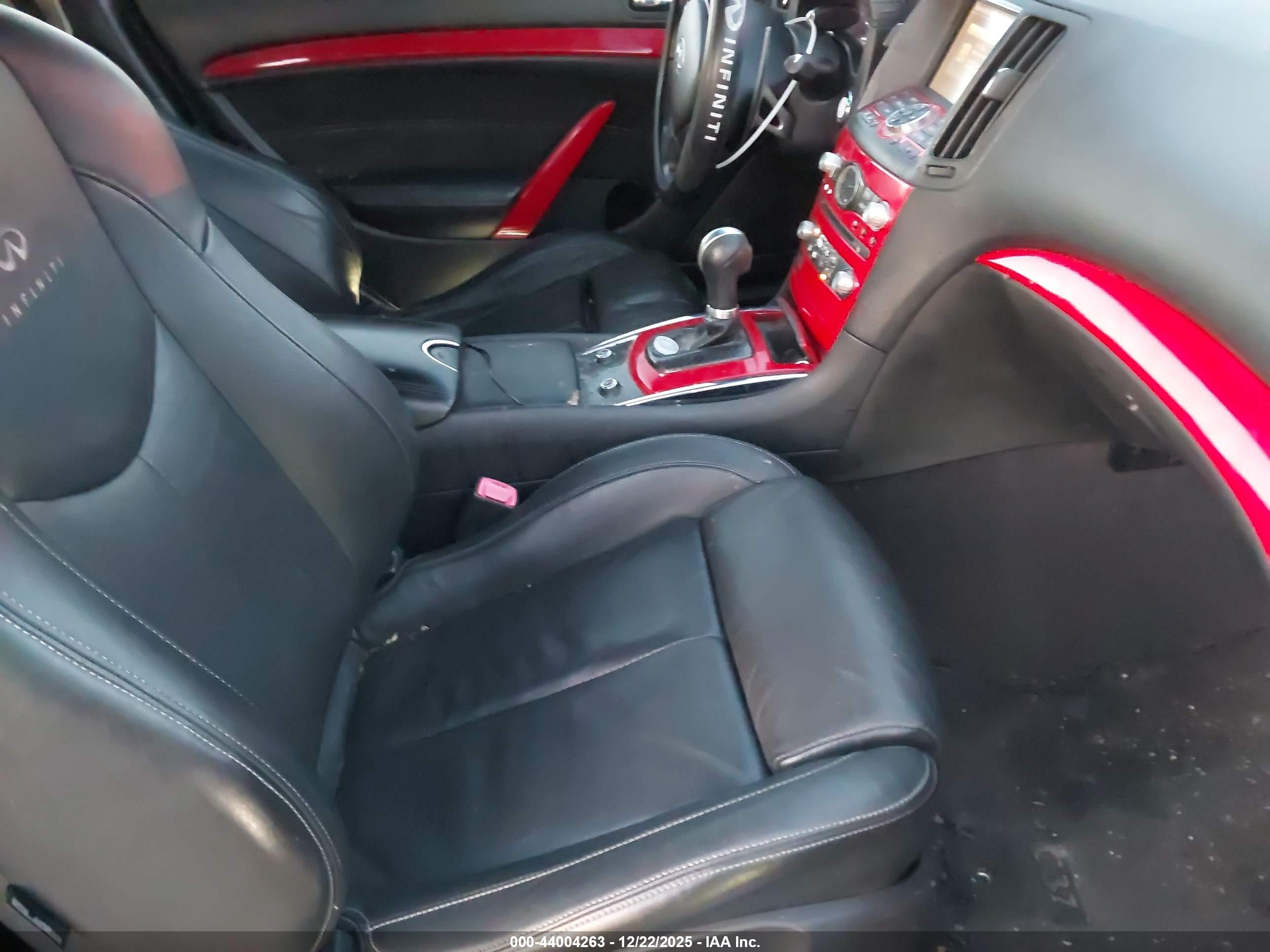 INFINITI G37 image 5