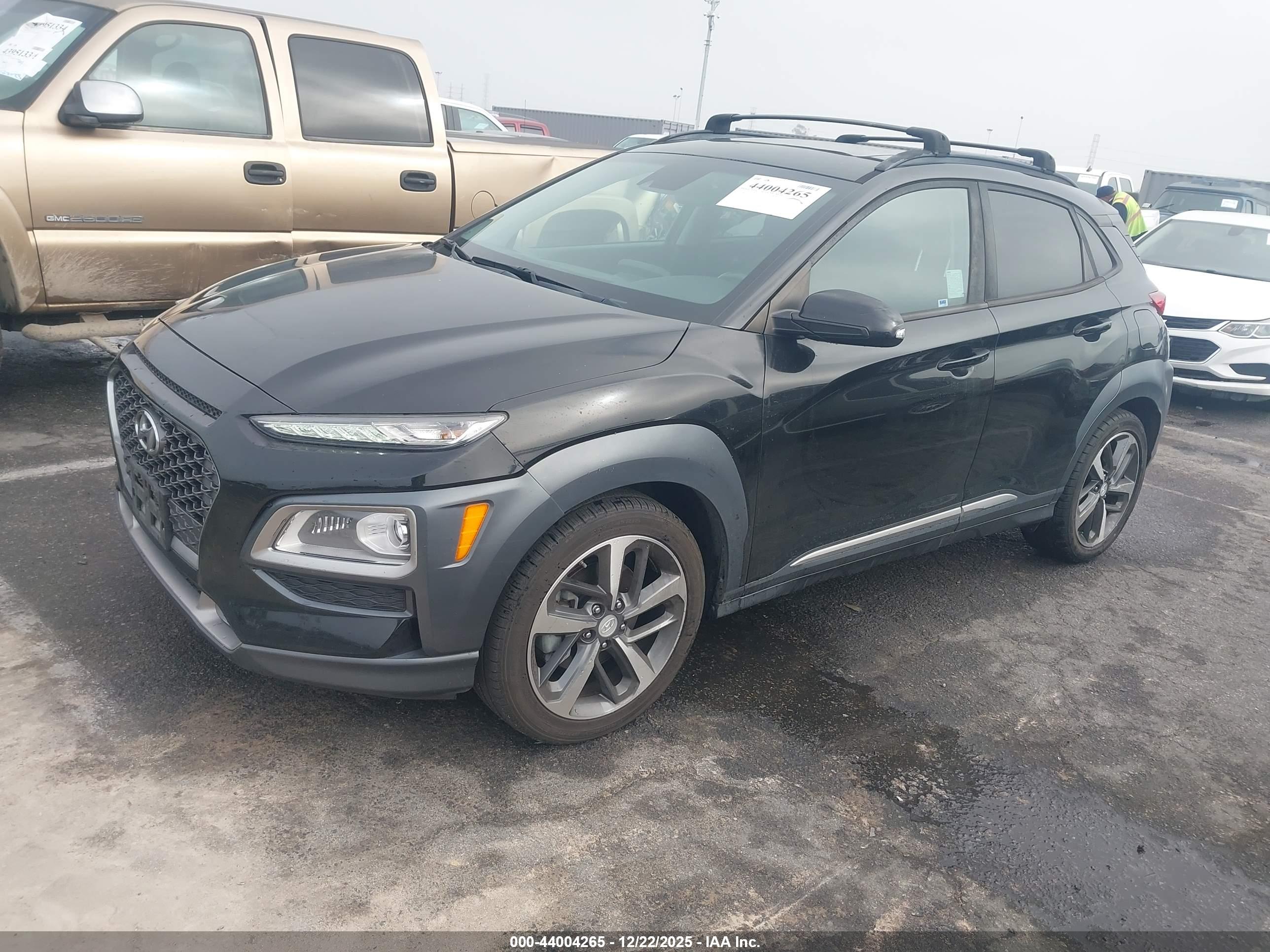 HYUNDAI KONA image 2