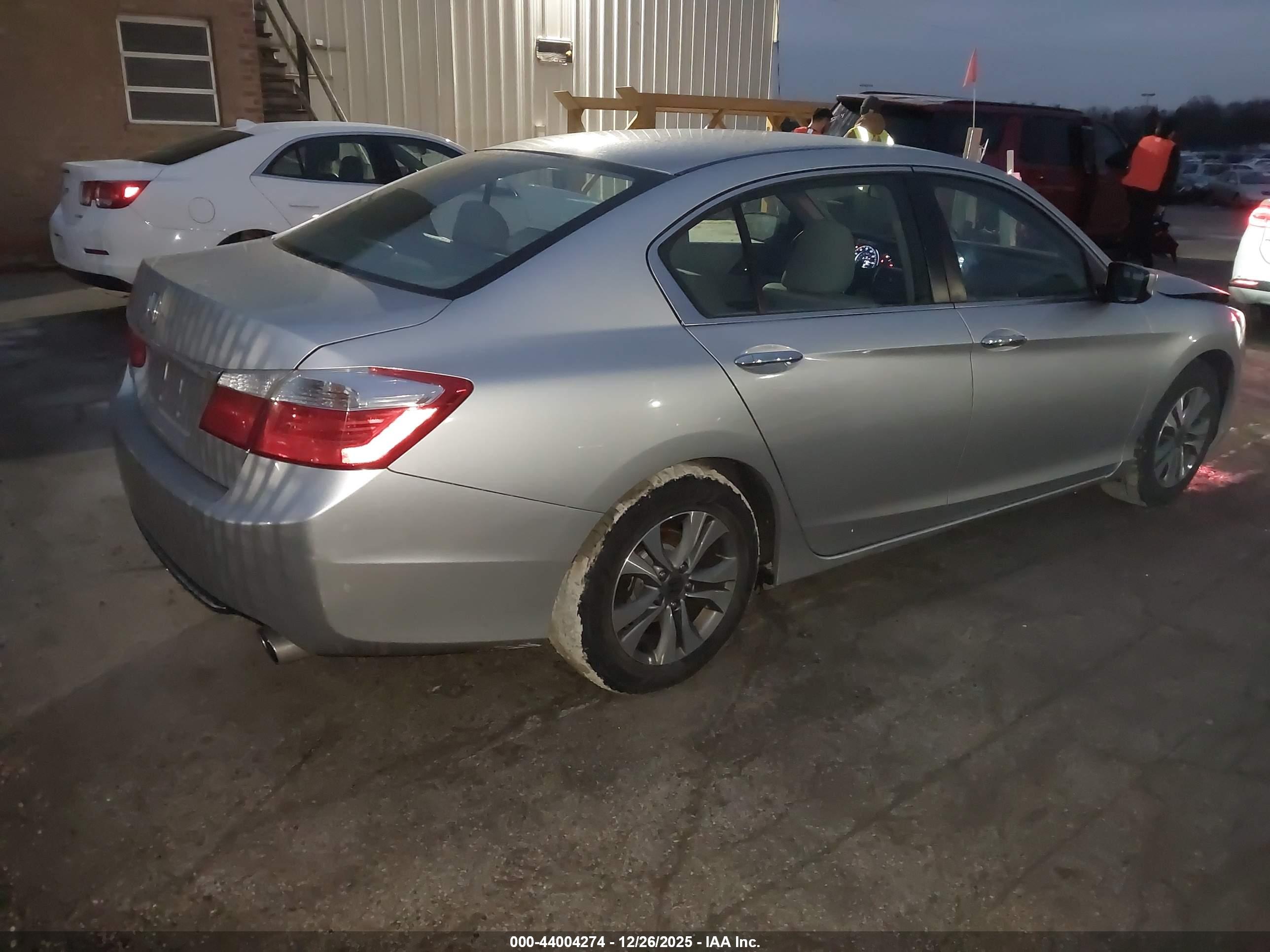 HONDA ACCORD image 4